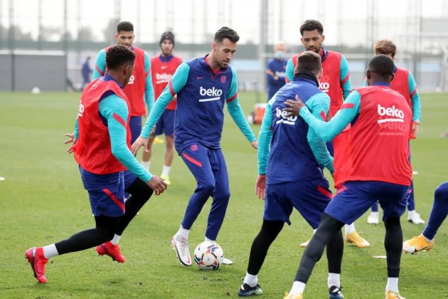 Busquets Entrenamiento Barça