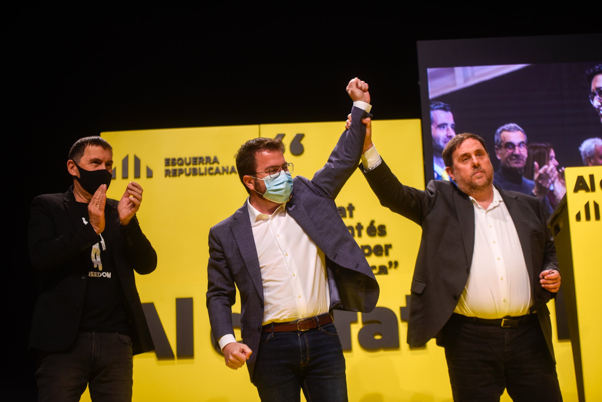 ERC exhibeix múscul en territori Puigdemont de la mà d'Otegi i el BNG