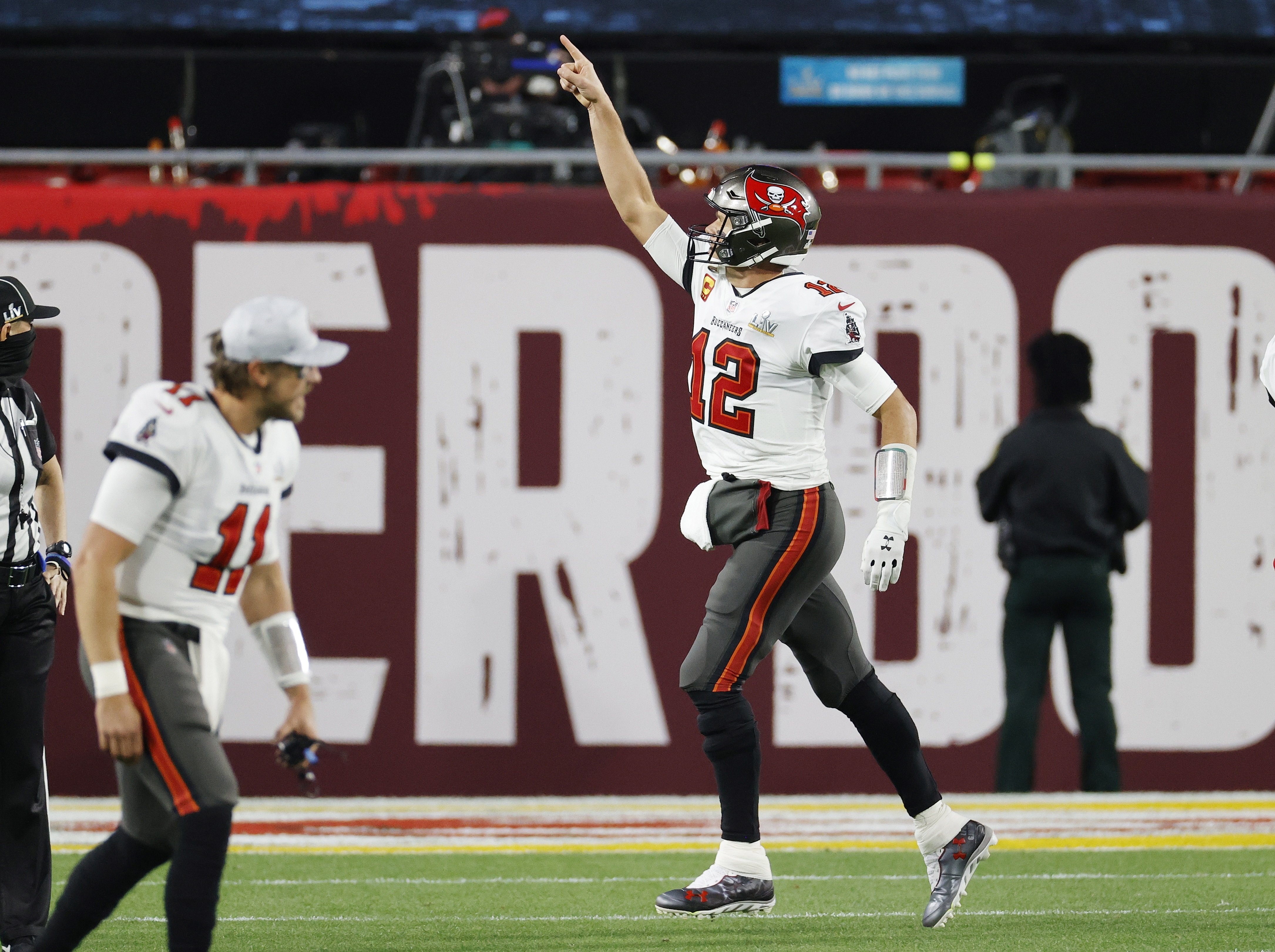 Los Buccaneers de Brady arrollan a los Chiefs para levantar la Super Bowl (31-9)