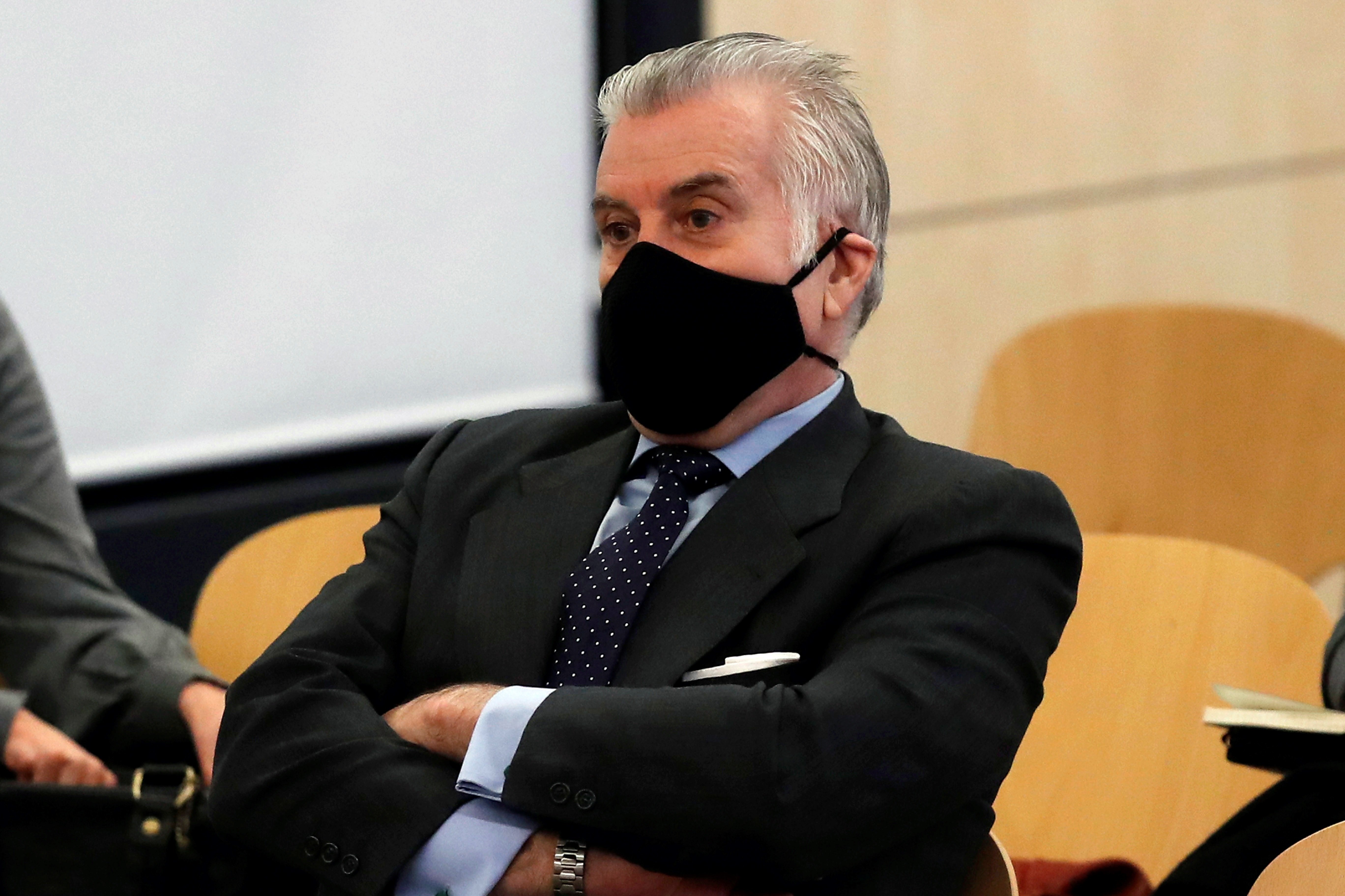 Bárcenas says PP offered him €500,000 to mix up "good guys" and "bad guys" in accounts