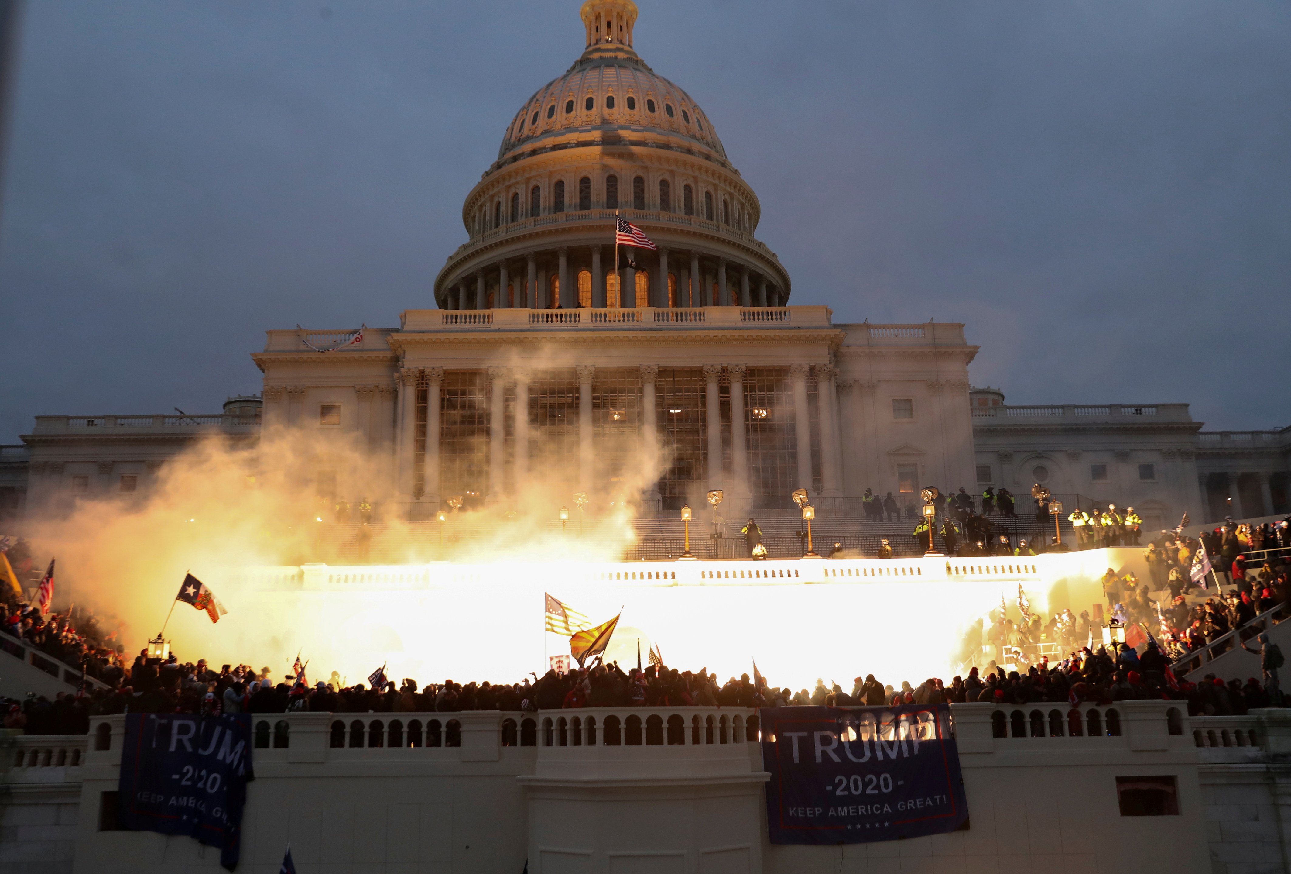 Comença el segon 'impeachment' contra Trump amb un Senat dividit