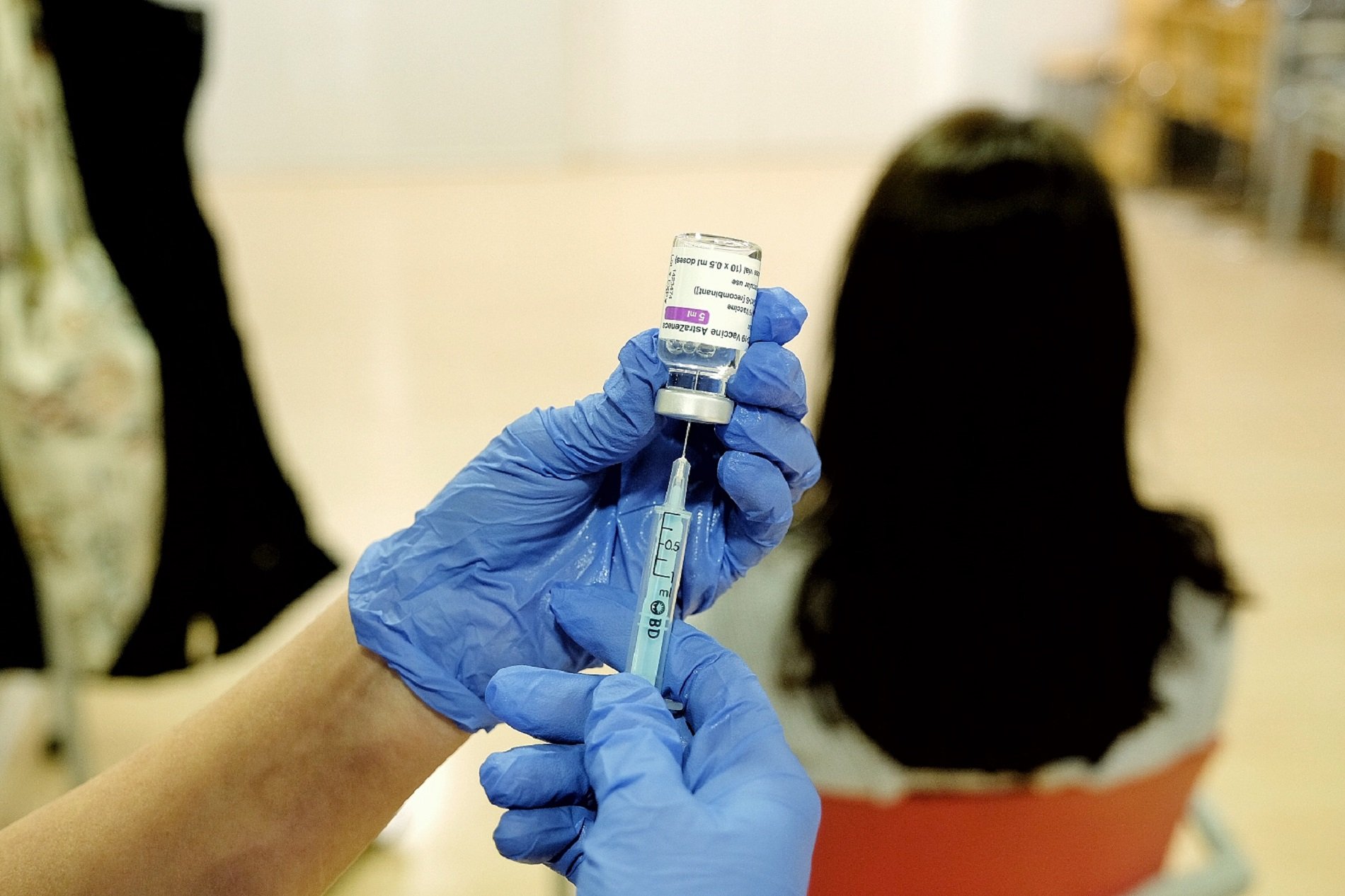 Sanitat proposa vacunar els positius de Covid al cap de sis mesos del contagi