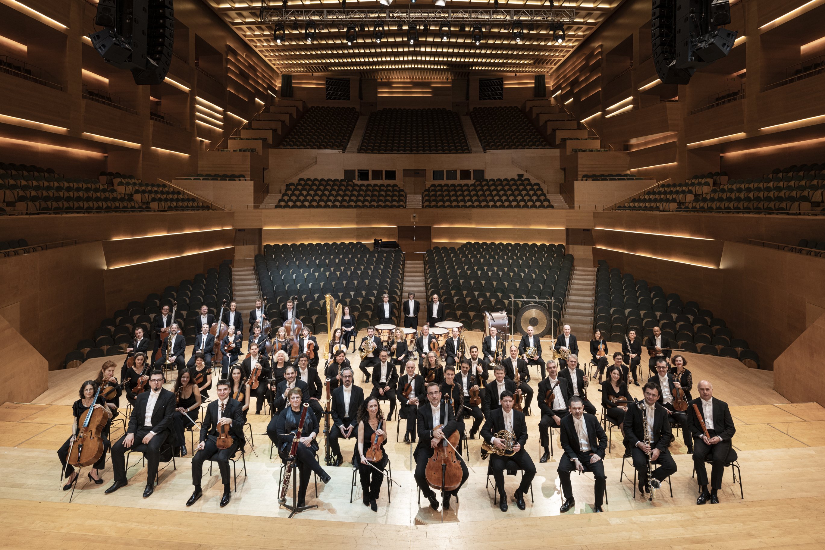 La OBC y el violoncelista Narek Hakhnazaryan actúan en el Auditori de Barcelona