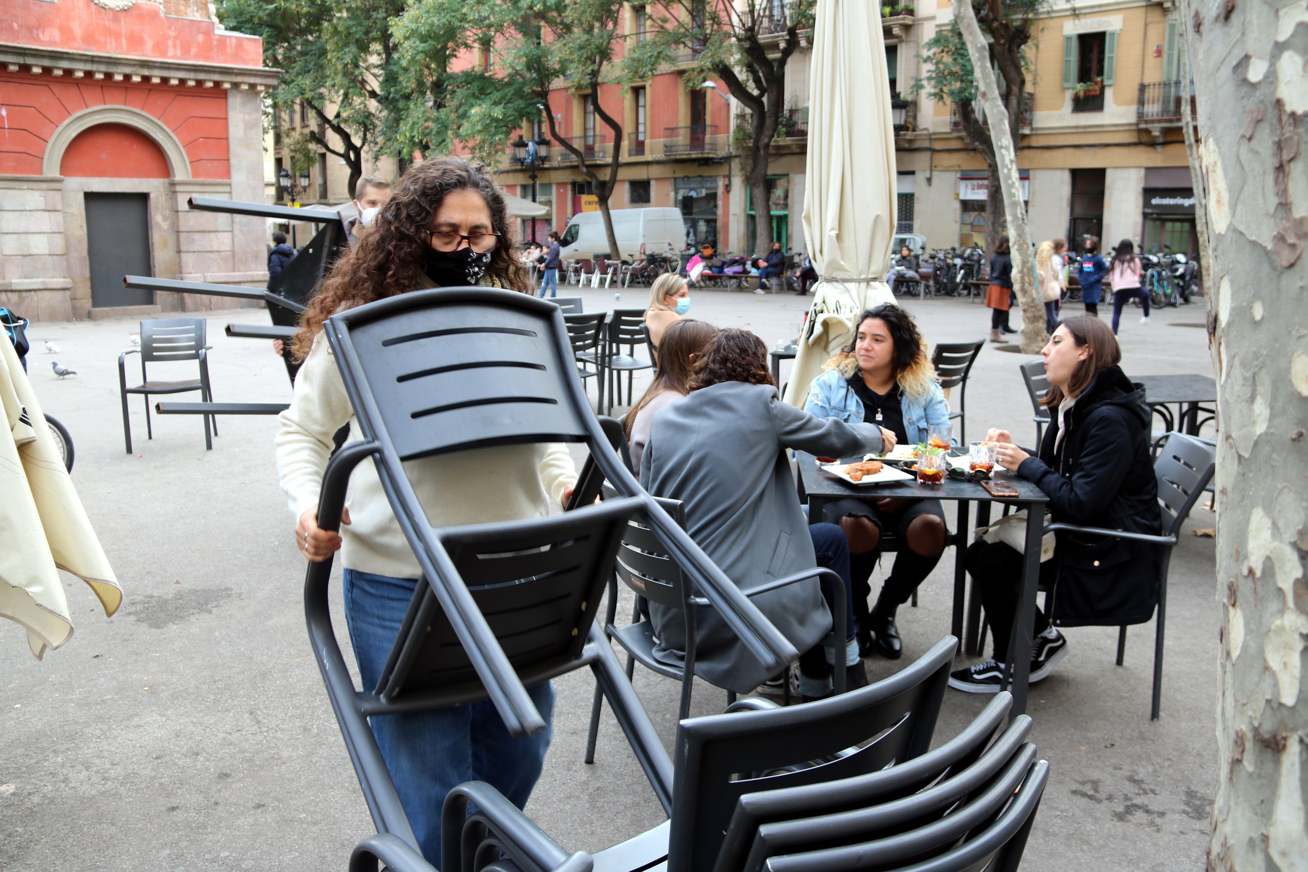 La restauració, decebuda amb les noves restriccions