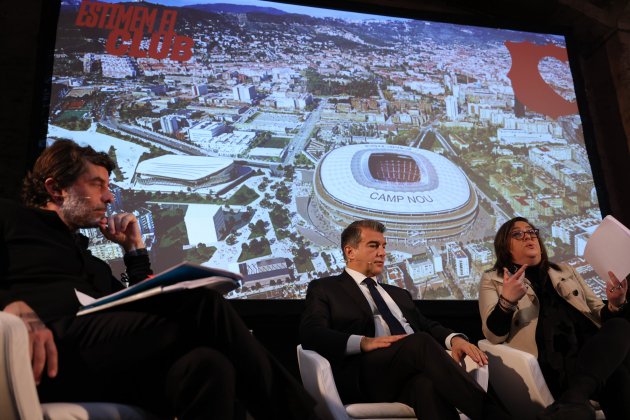 Joan Laporta y Elena Fort presentando el Espacio Barça / Foto: Sergi Alcazar Joan Laporta y Elena Fort presentando el Espacio Barça / Foto: Sergi Alcazar