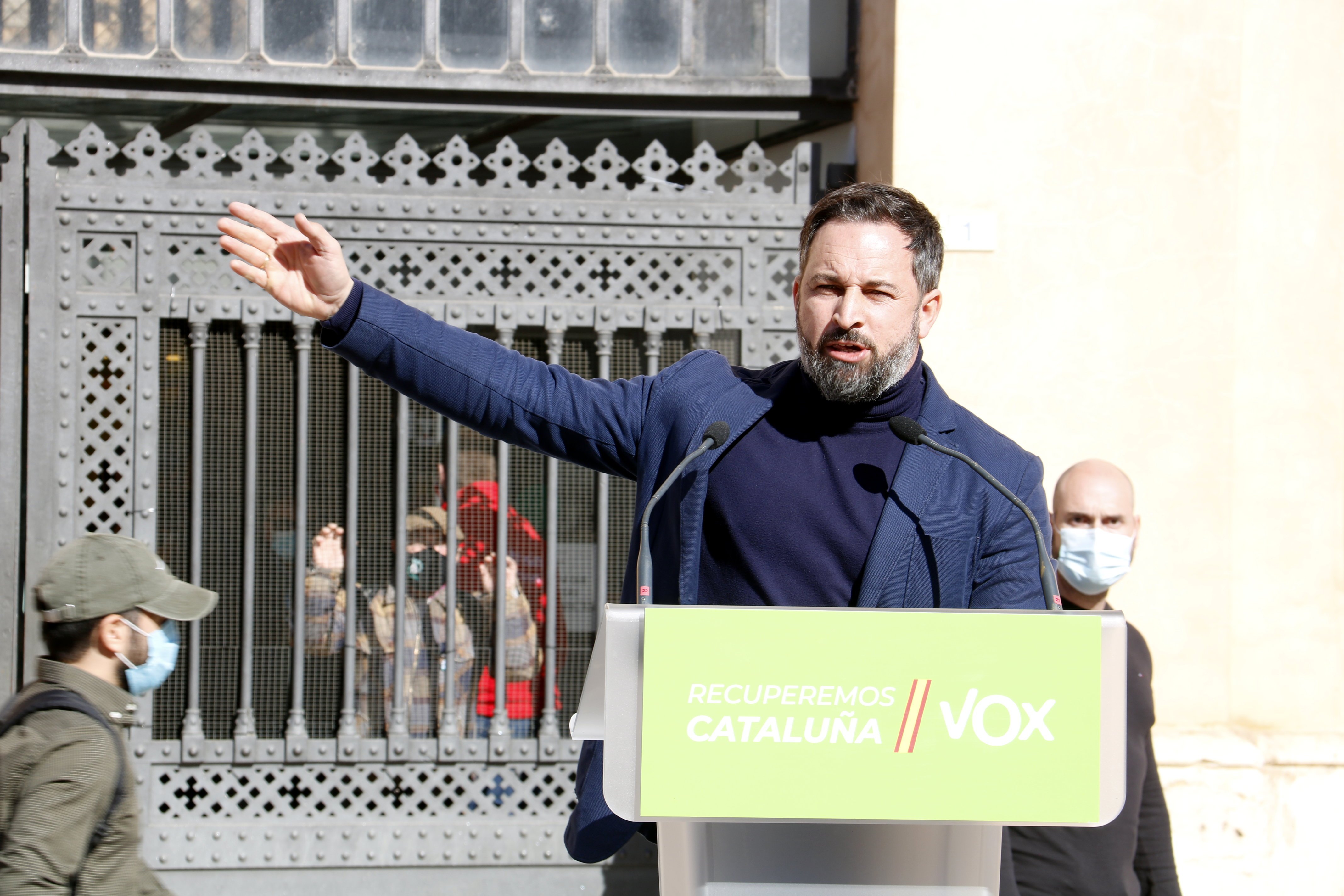 Vox considera "paper mullat" el veto independentista al PSC