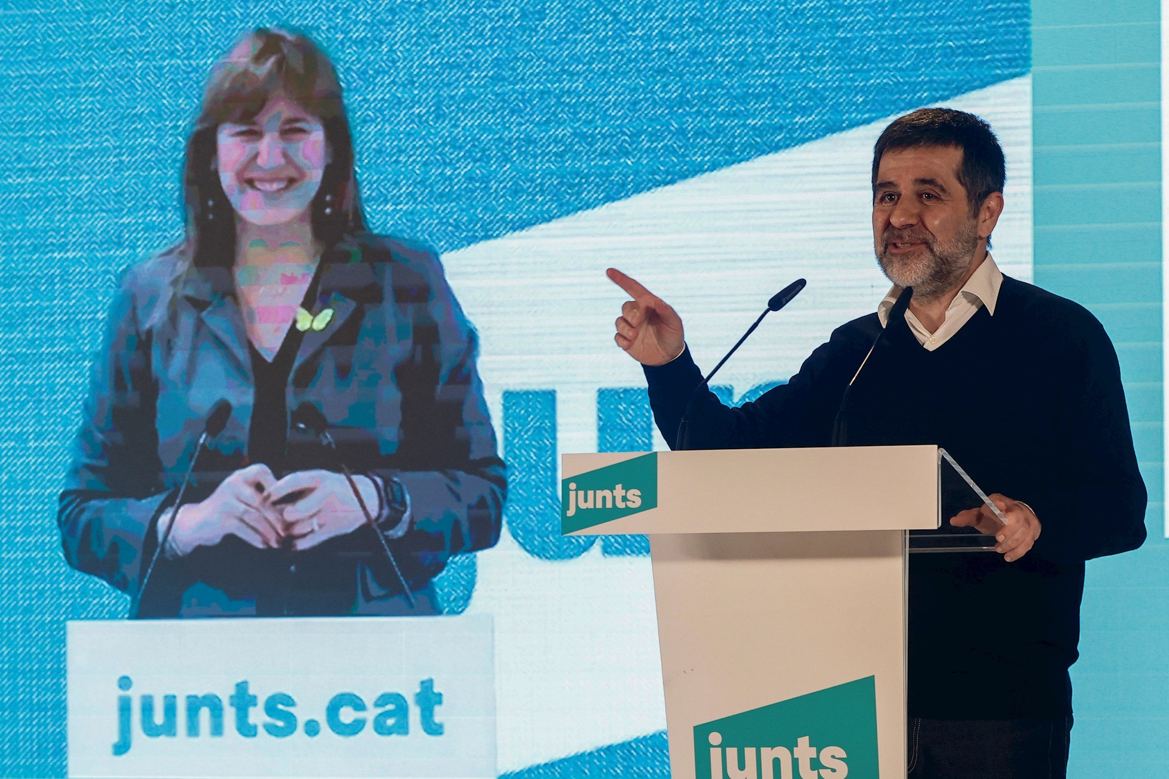 Puigdemont pide hasta el último voto: "Que el mundo vea que no nos han tumbado"