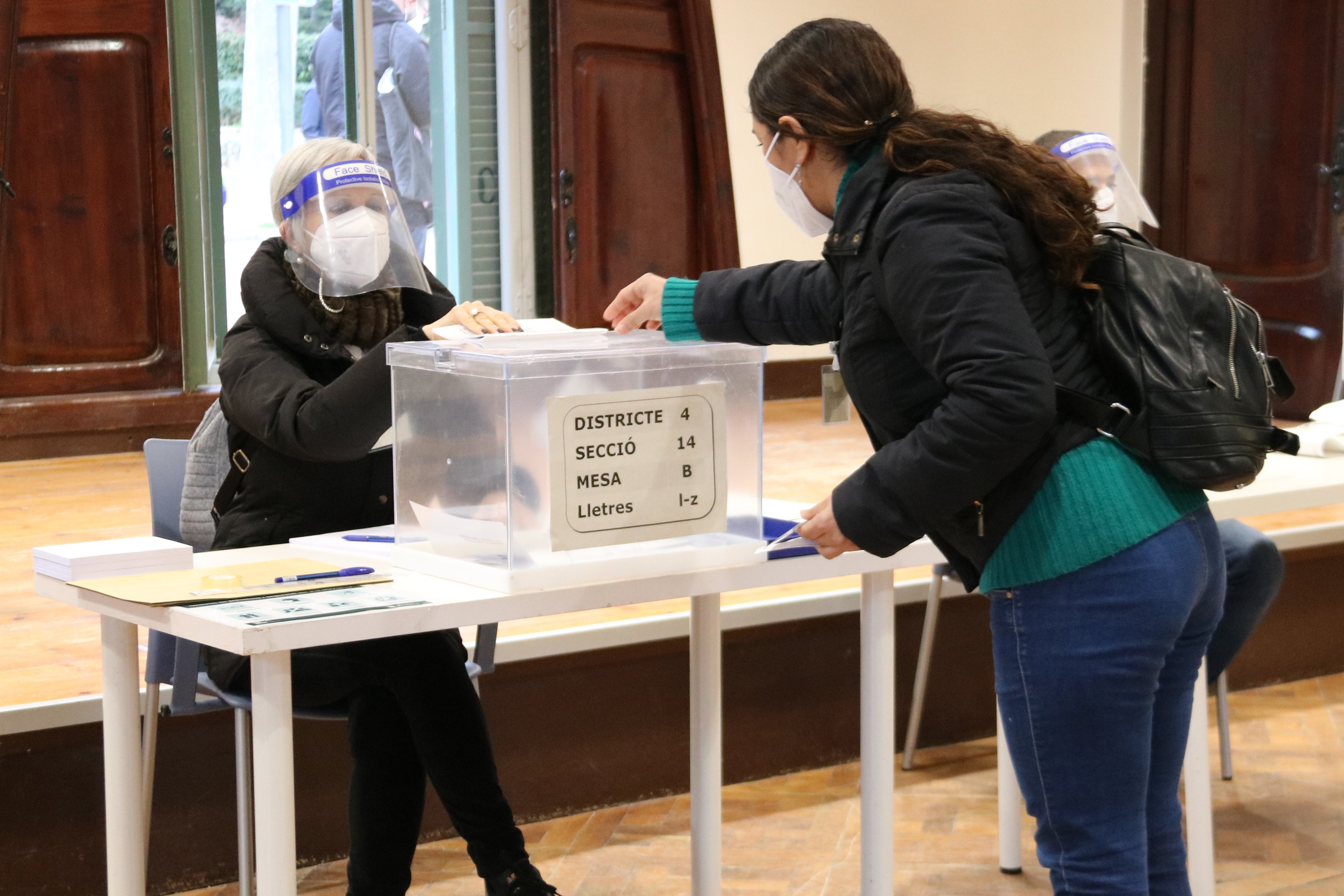 14-F | El 99,9% de mesas electorales tienen el número de miembros garantizado