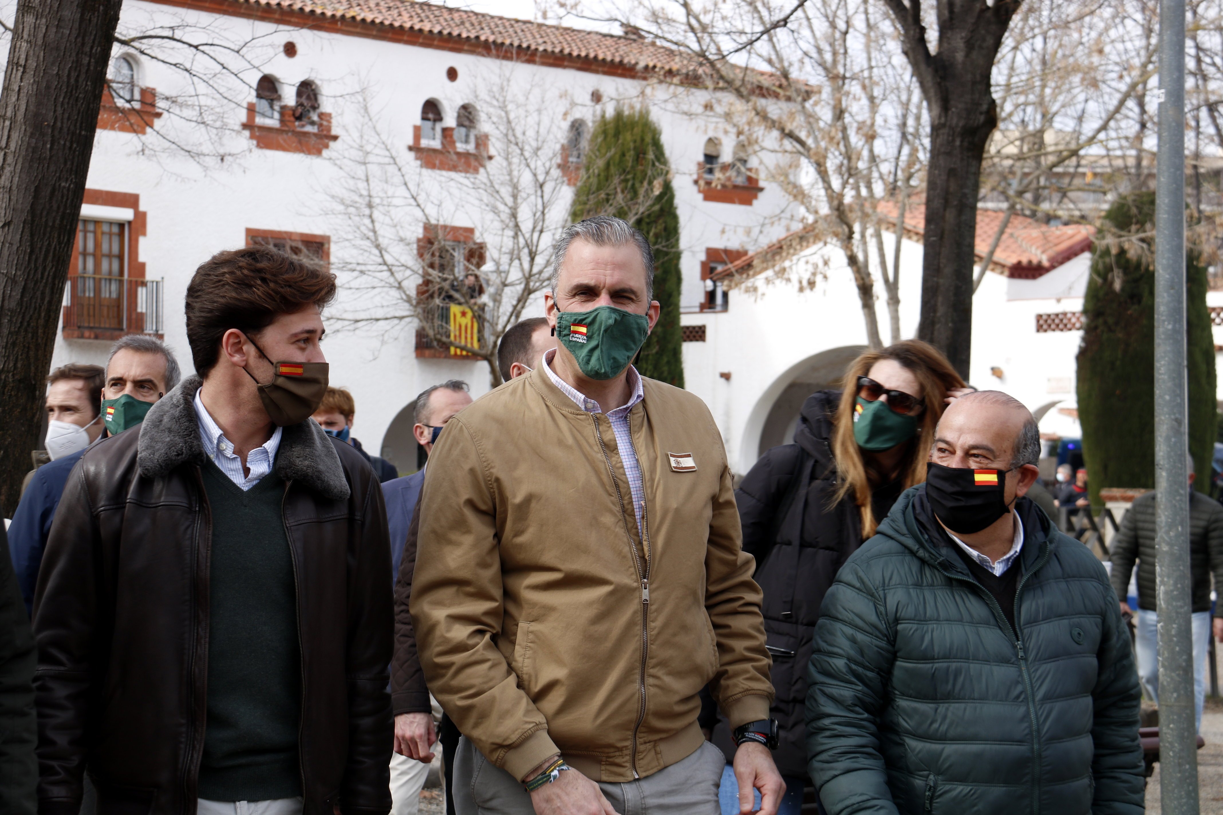 Cacerolada y 'La Faixa' de la Trinca para recibir a Vox en Girona