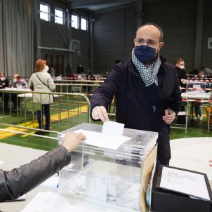alejandro fernandez kufiyya elecciones catalunya - @alejandroTGN alejandro fernandez kufiyya elecciones catalunya - @alejandroTGN