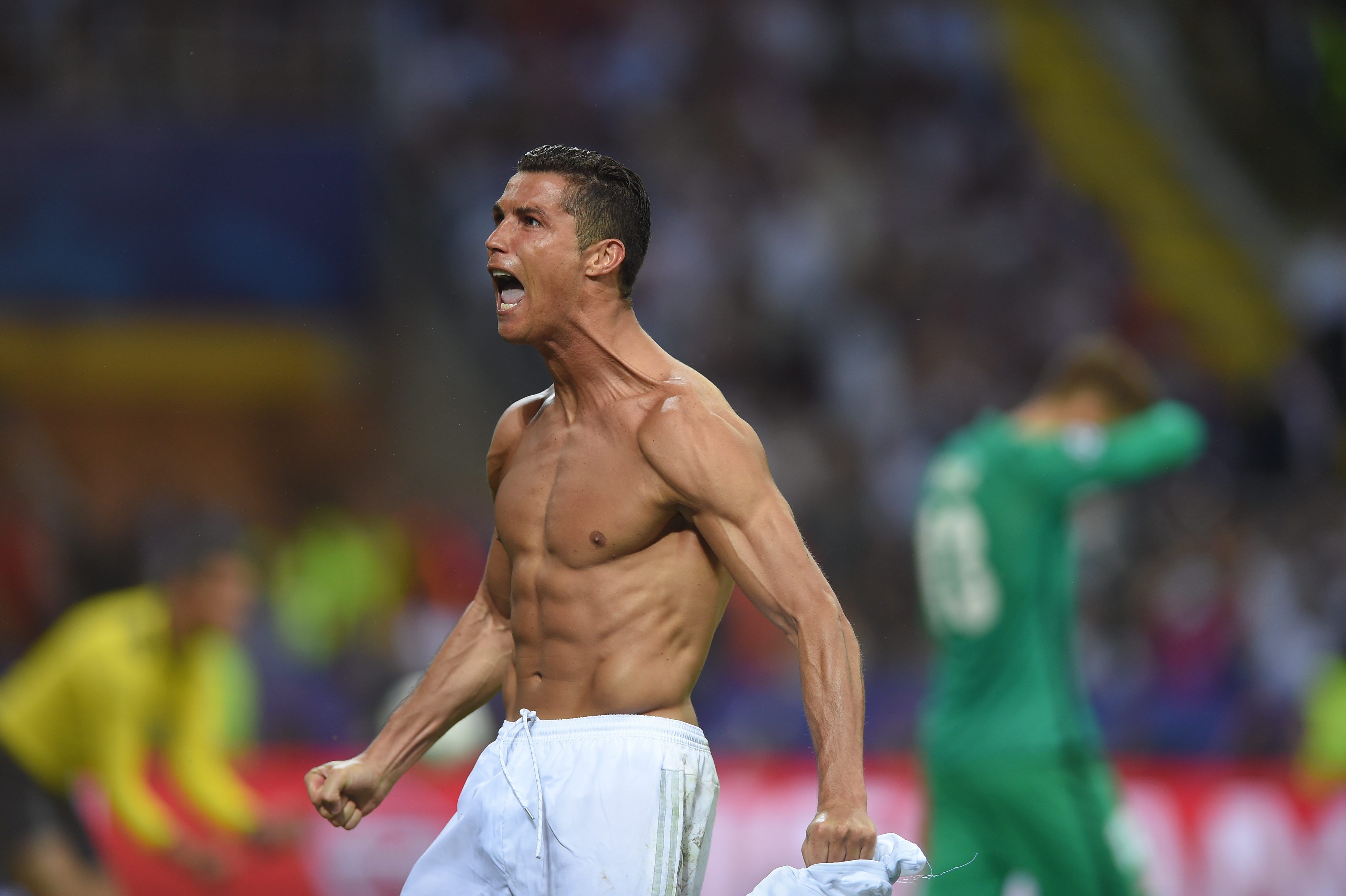 TV3 retocó la foto de Cristiano por un "asunto publicitario"