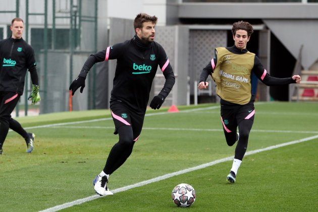 Barça Piqué entrenamiento FC Barcelona