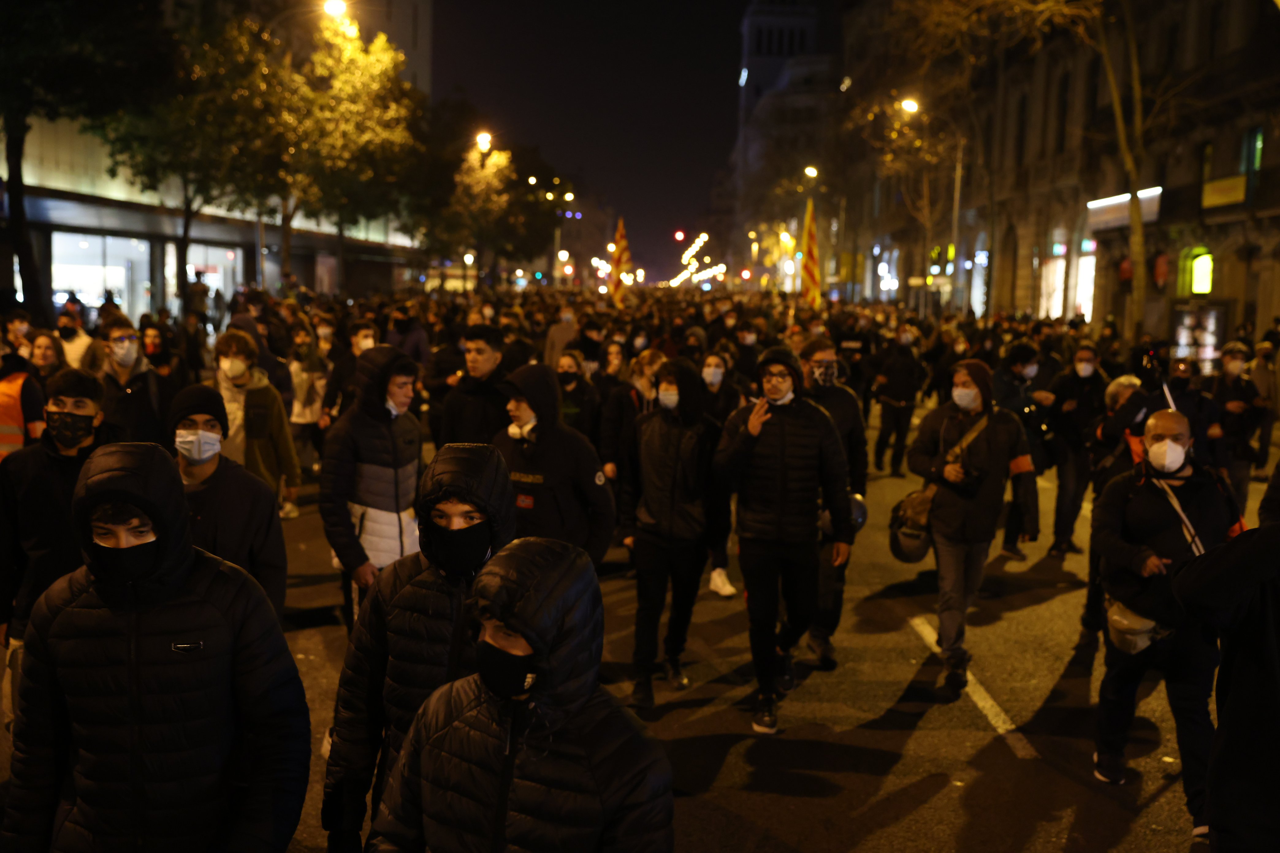 Las protestas por Hasél profundizan la división en la Moncloa, según 'Le Monde'