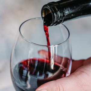 El vino de Rioja top ventas en el Gourmet de El Corte Inglés utiliza racimos de viñas de 20 a 40 años