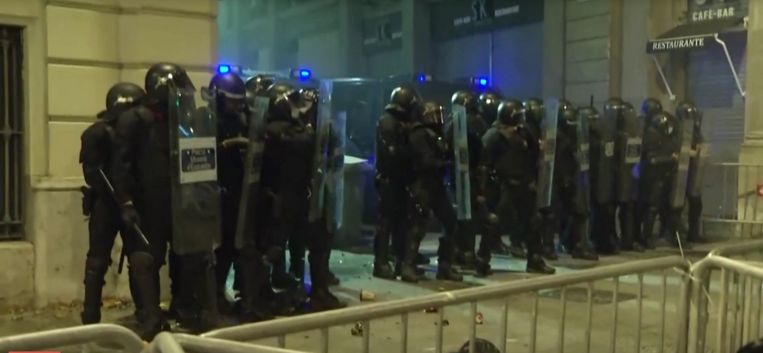 ¿Crees justificado que envíen 120 antidisturbios a Barcelona para proteger la cumbre?