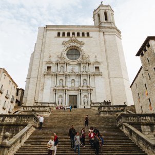 ‘Batalla Monumental’: la caca del nen Jesús contra 'Joc de Trons'
