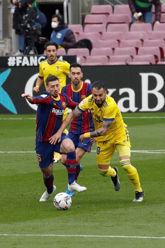 Lenglet Busquets Negredo Barça Cádiz EFE