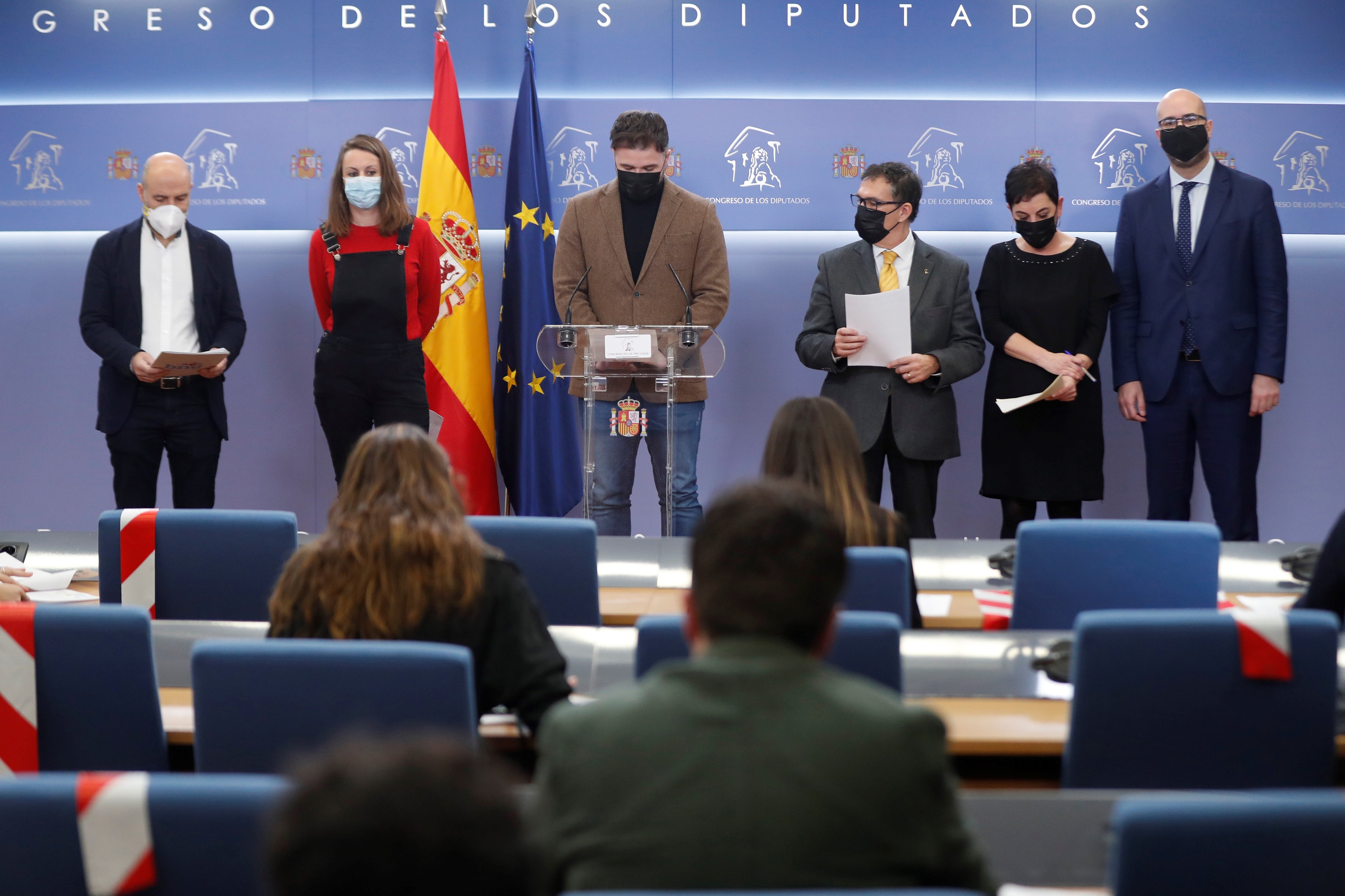 El independentismo impugna en el Congreso el blanqueo del Rey por el 23-F