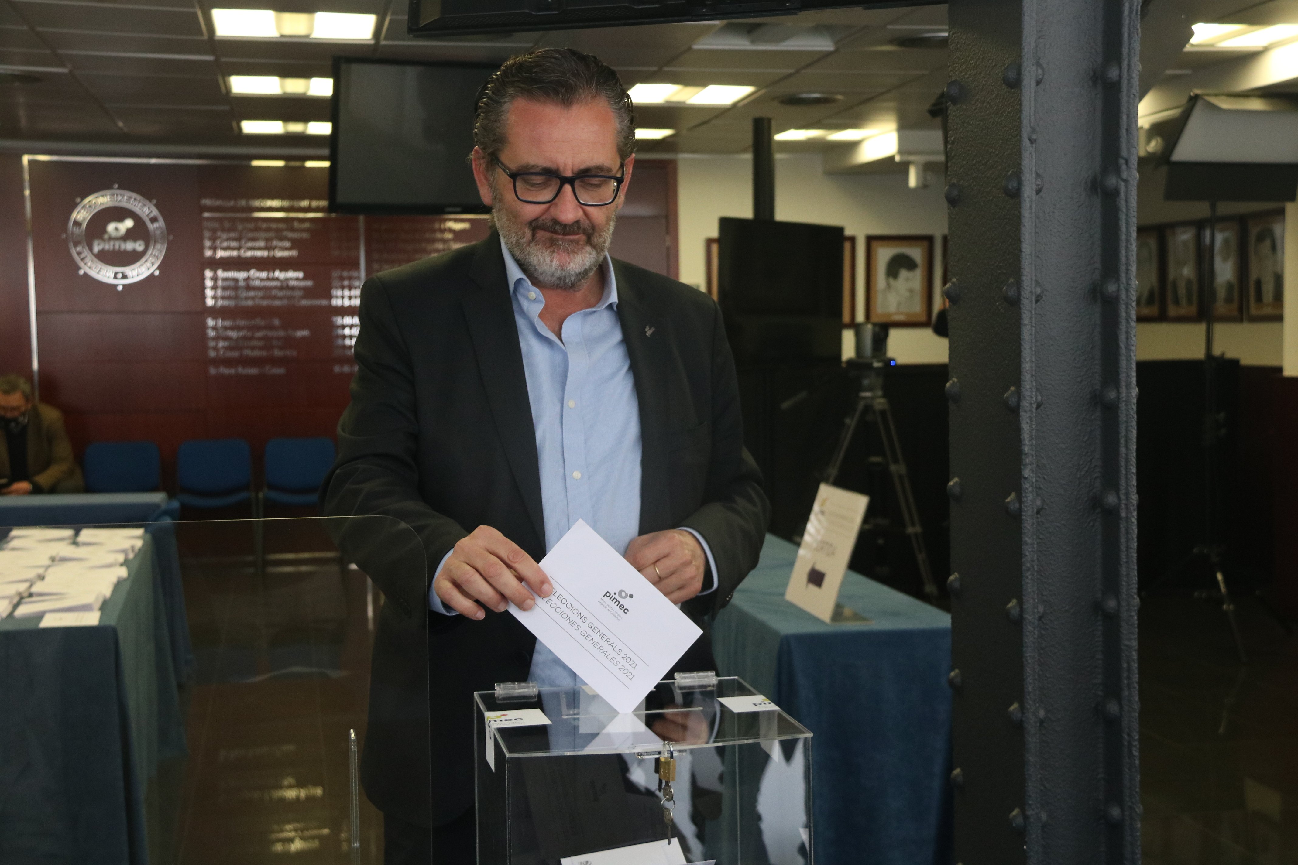 Barrios asume la derrota y critica la organización de las elecciones de Pimec