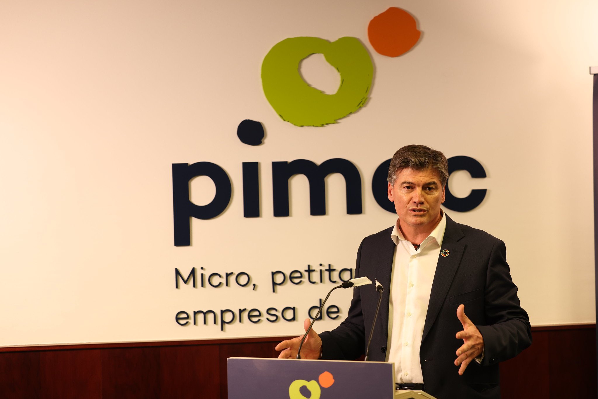 Pimec reclama al Gobierno incluir 53 sectores en las ayudas para la Covid