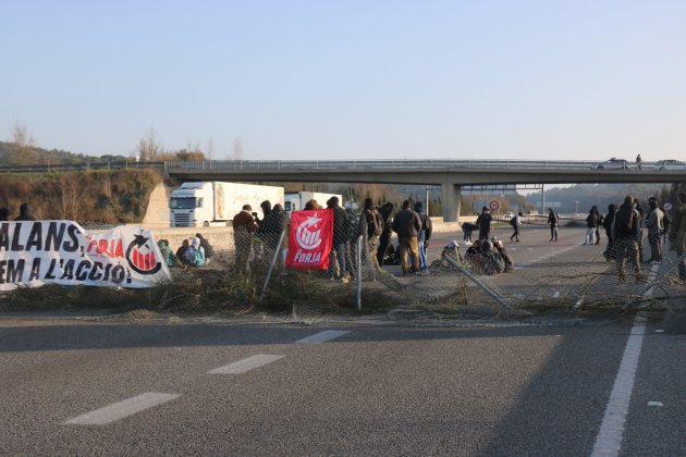 Barricada AP7 Pablo Hasél 1 ACN