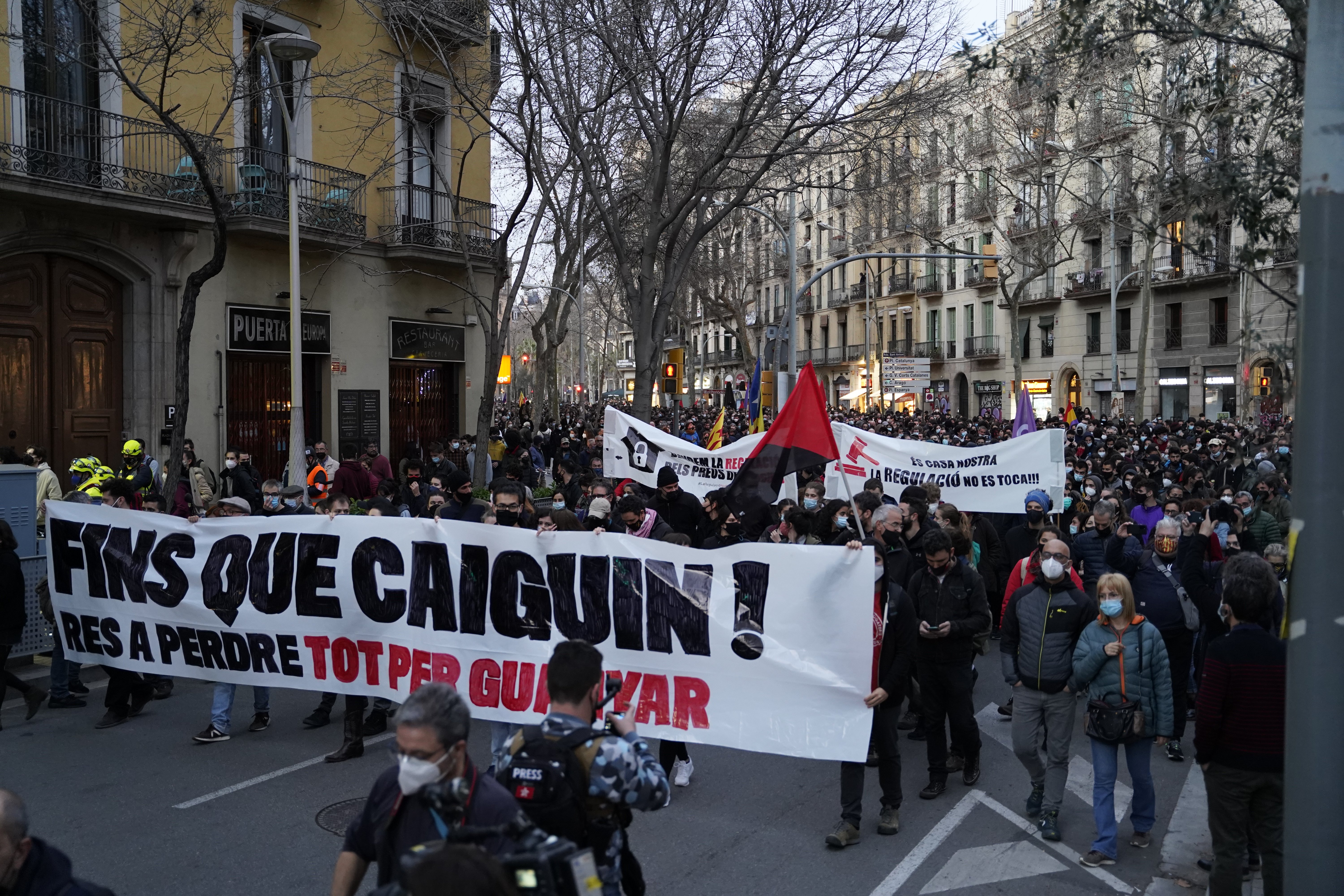 manifestación barcelona pablo hasél 2702 sábado / Pau de la Calle