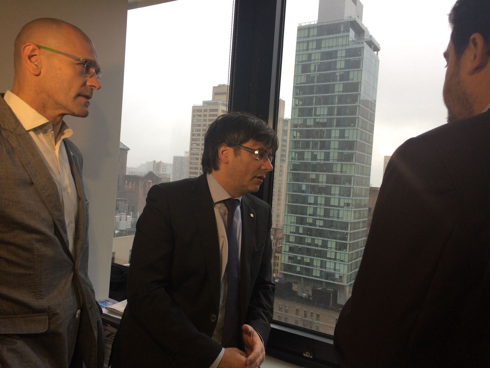 Puigdemont: "Engrandint el problema no el solucionaran. El referèndum és irrenunciable"