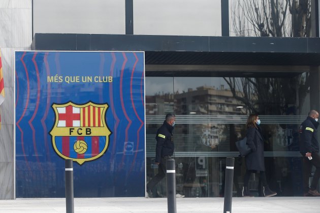 camp_nou_mossos Efe