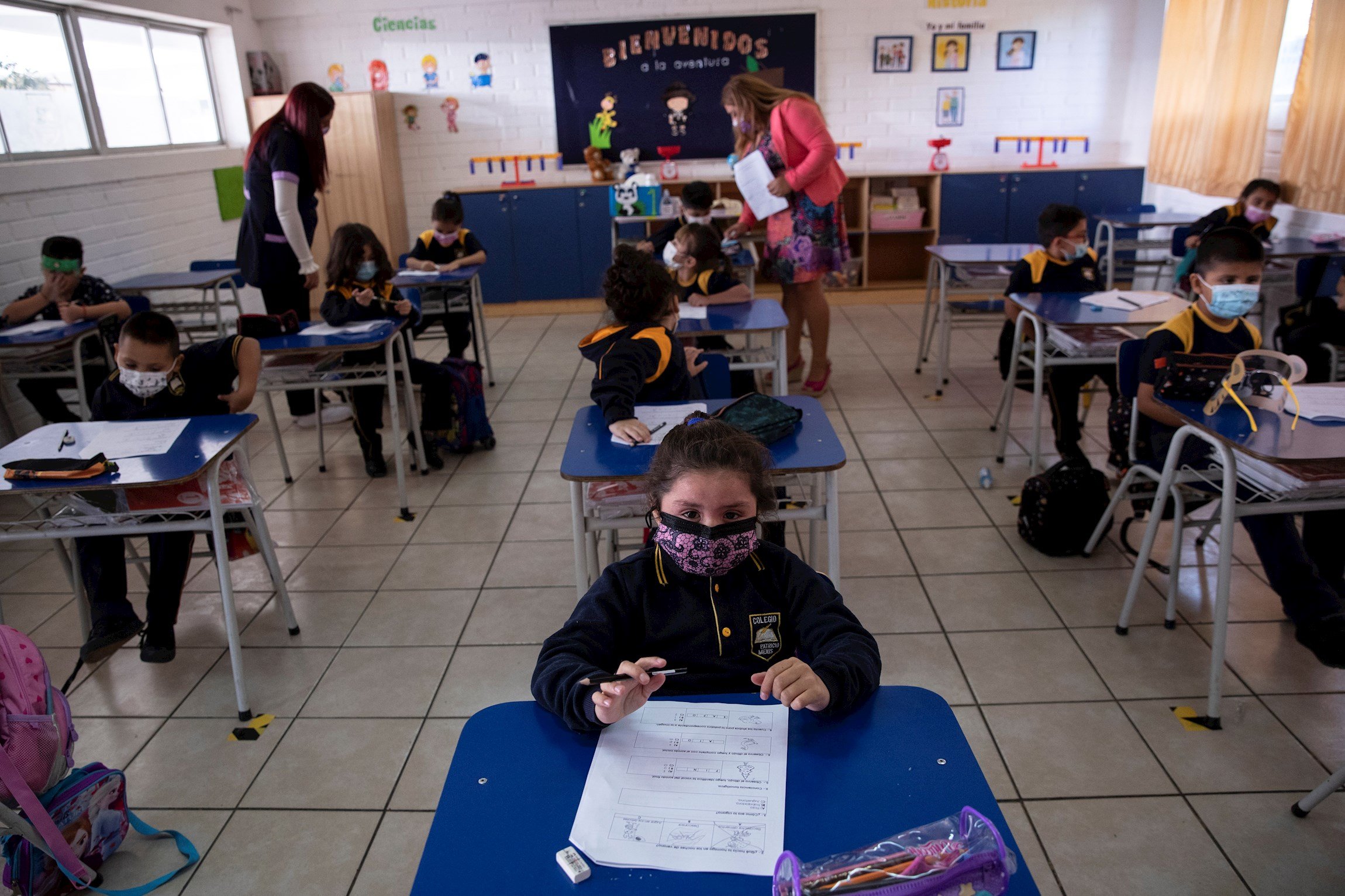 Els nens de tot el món han perdut un terç del curs escolar per la Covid