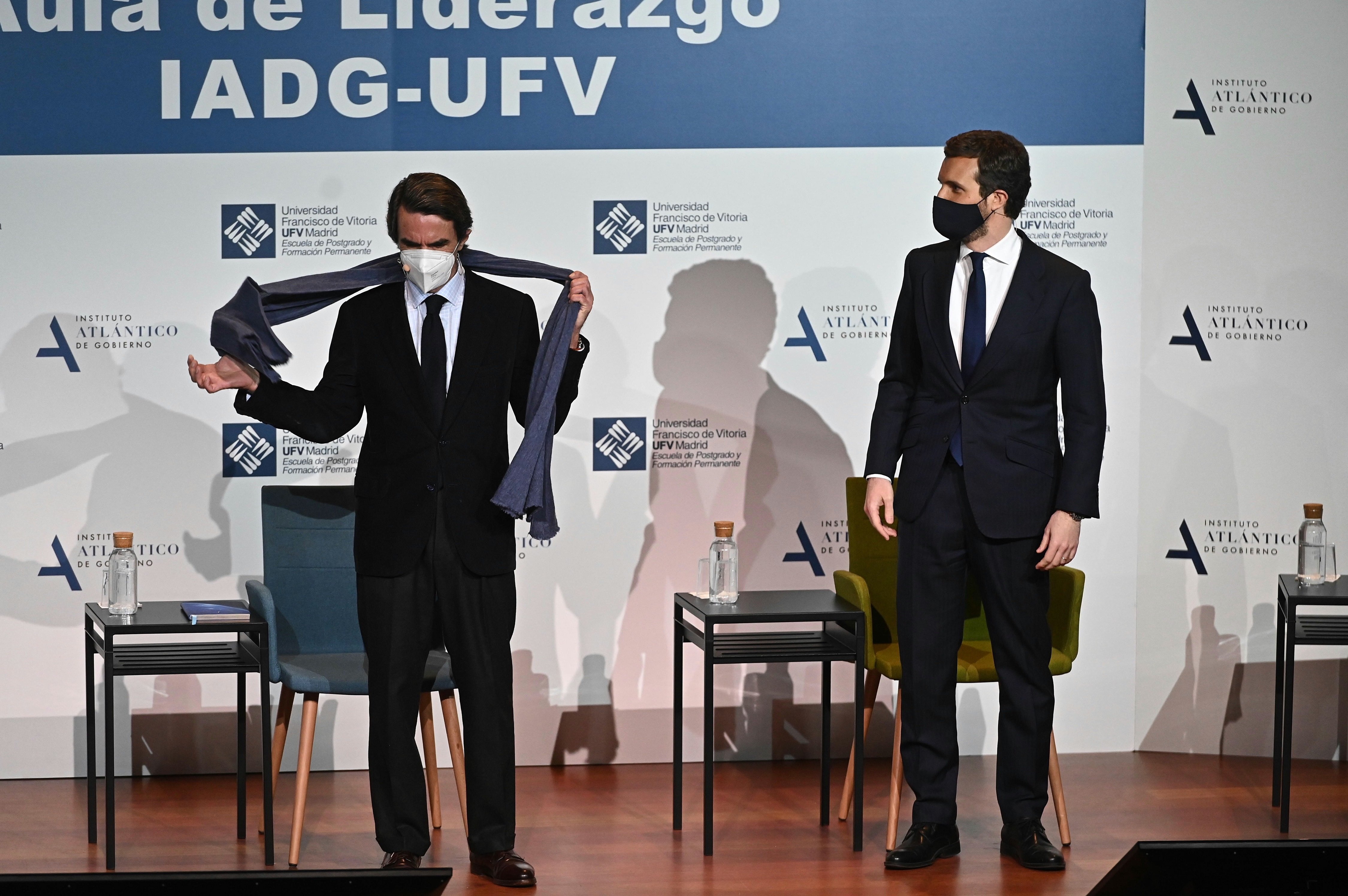 Aznar defiende los pactos con CiU y culpa al soberanismo de la aparición de Vox