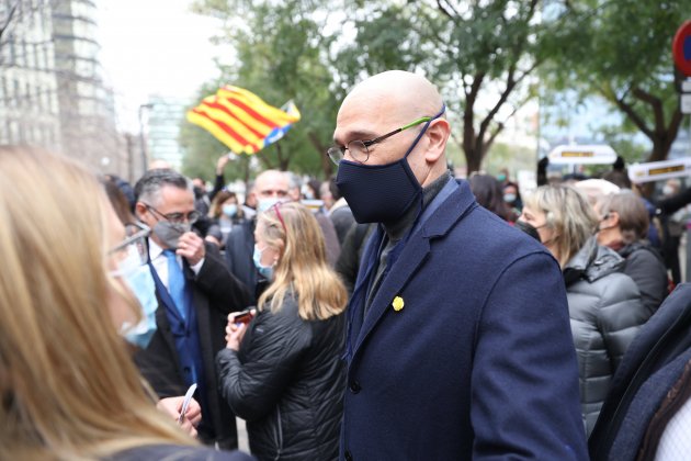 concentració sindicatura sindics 1-O ciutat de la justícia raul romeva - Sergi Alcázar