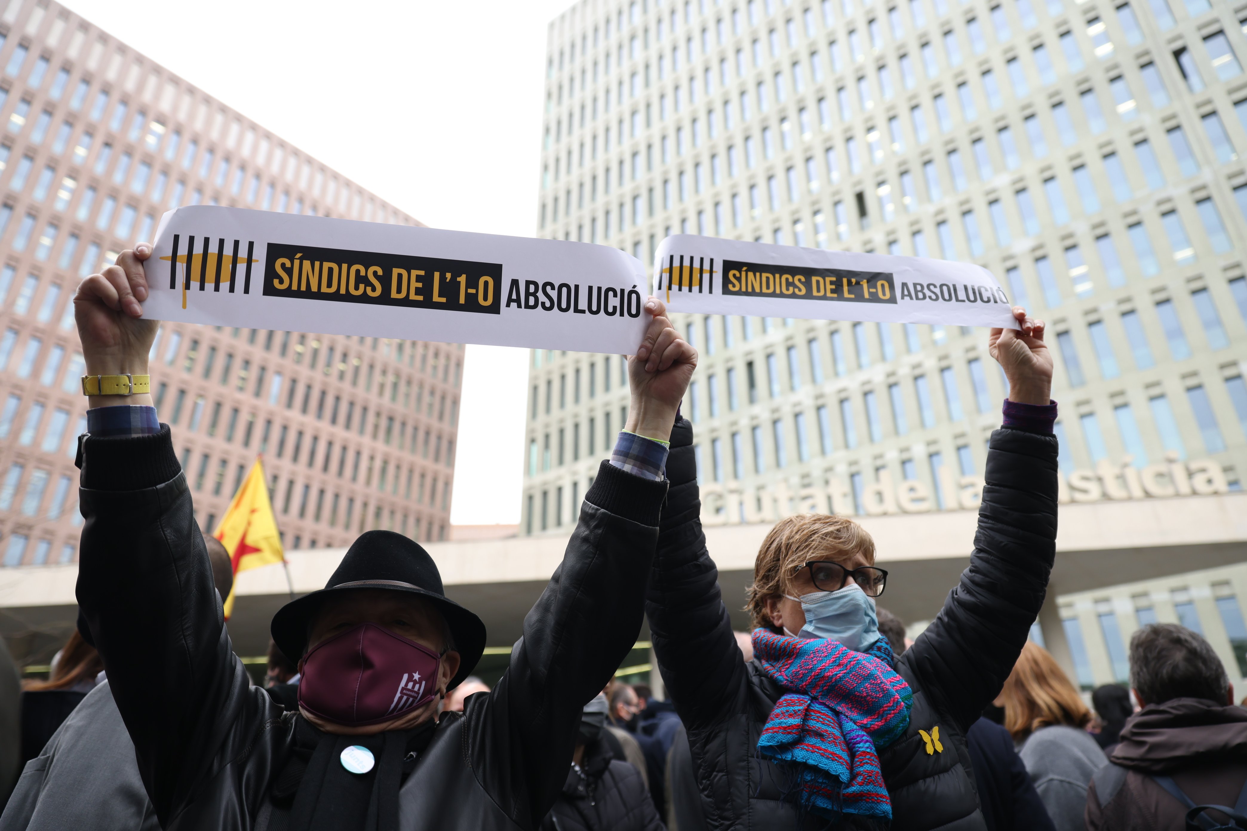 La Audiencia de Barcelona hace repetir el juicio a los síndicos del 1-O, que fueron absueltos