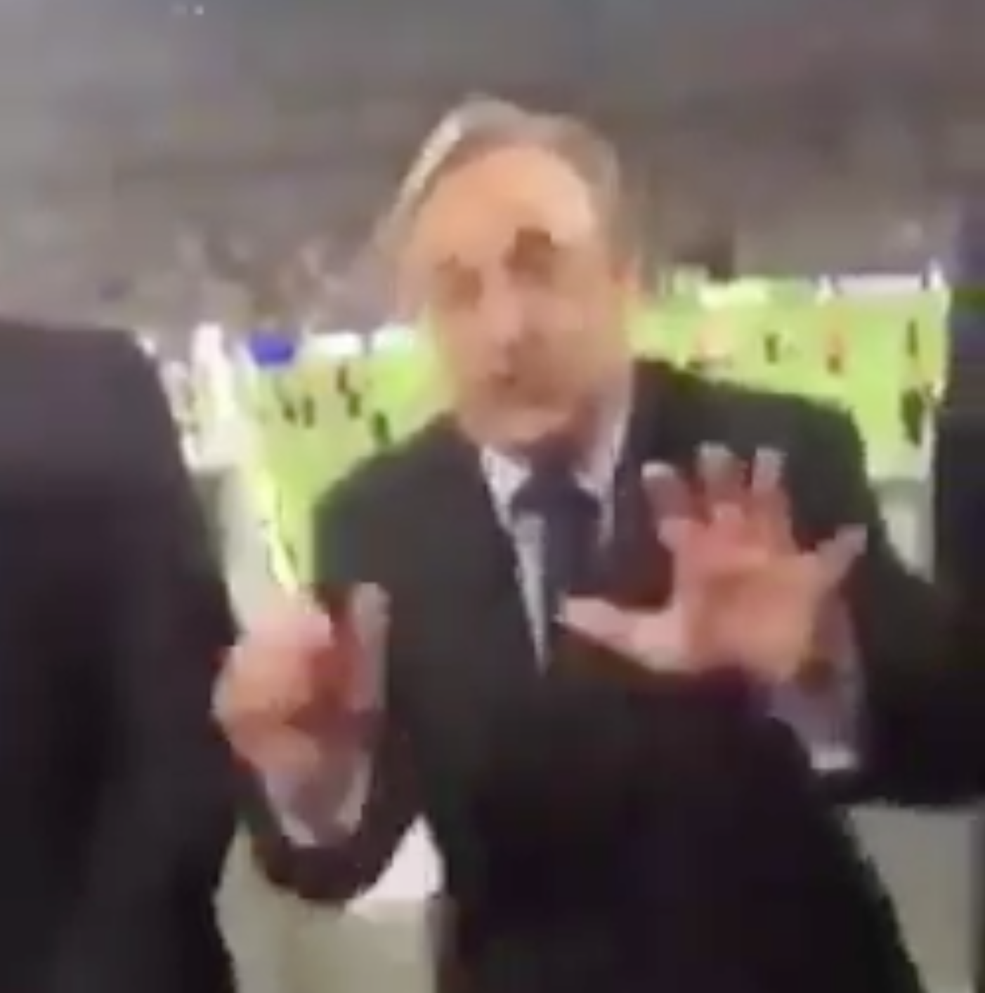 Florentino Pérez es mofa del Barça