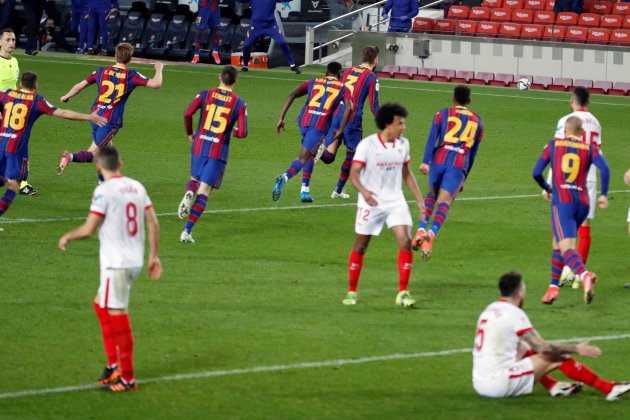 Piqué gol Barça Sevilla Copa EFE