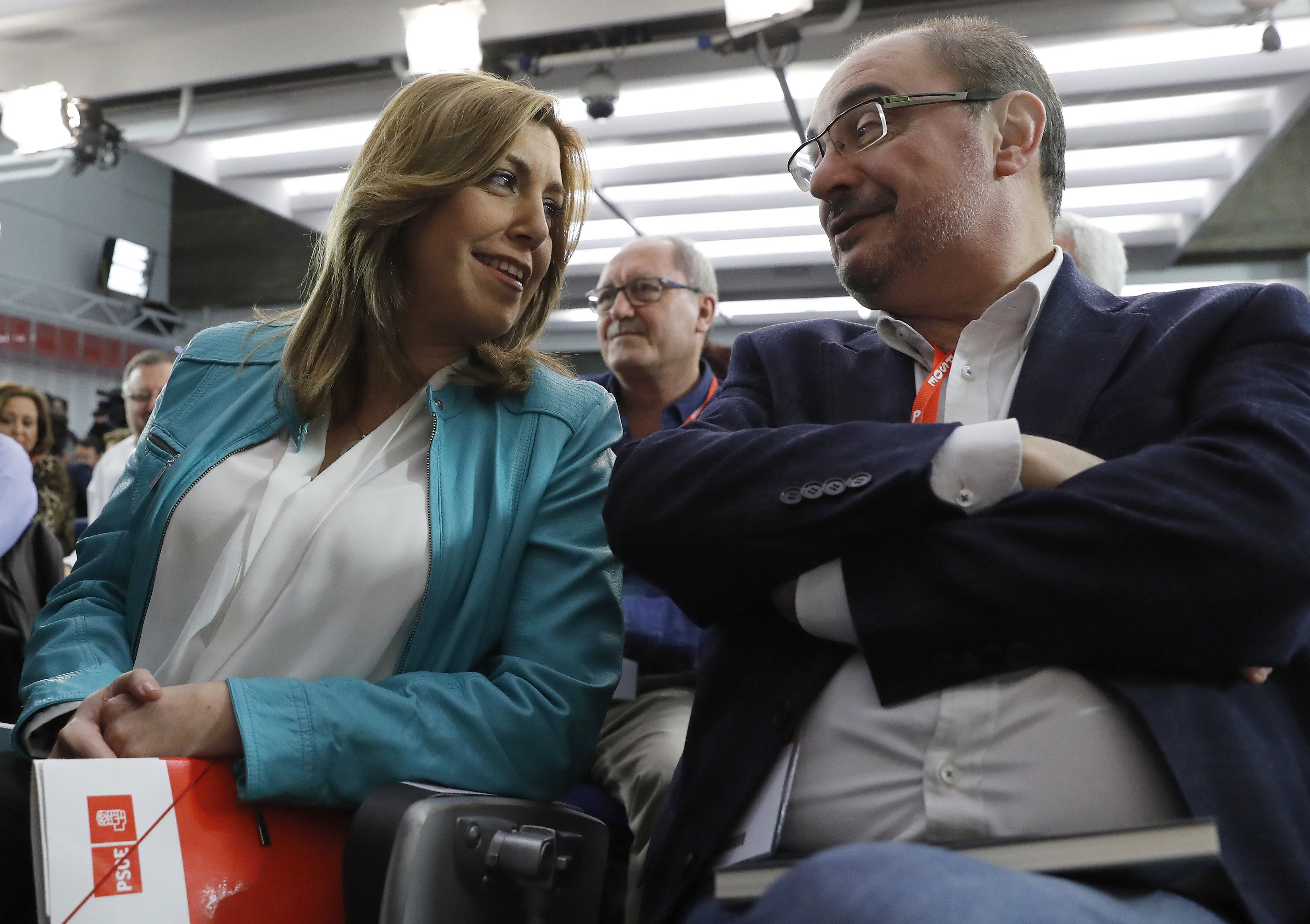 El equipo de Sánchez se opone al calendario del congreso del PSOE