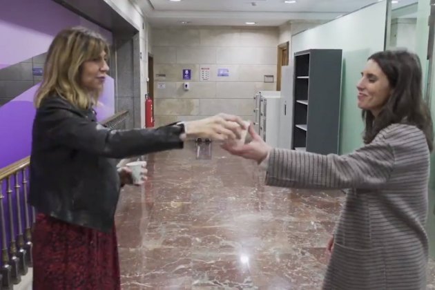 Cris Puig hace un café a Irene Montero FAQS TV3