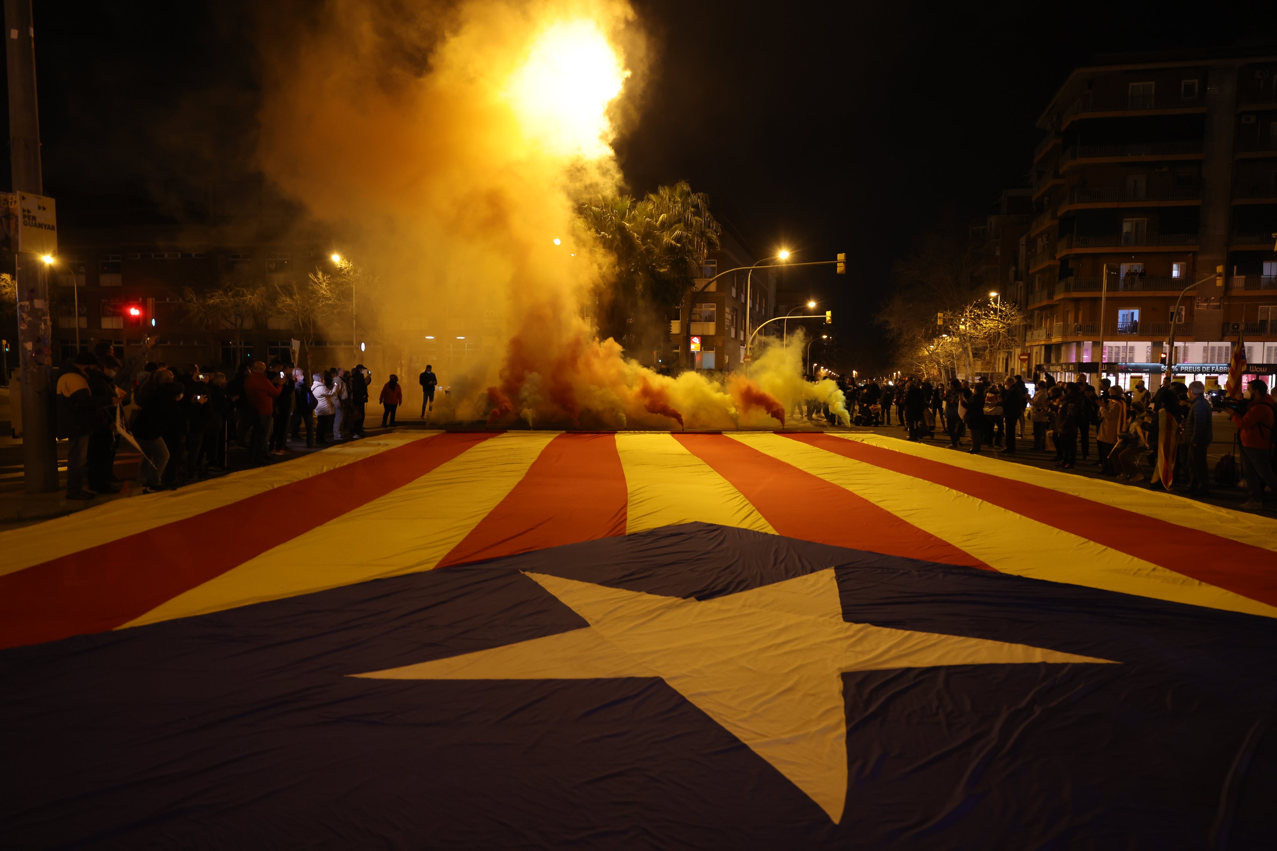 Protestas independentistas por todo Catalunya contra la retirada del tercer grado