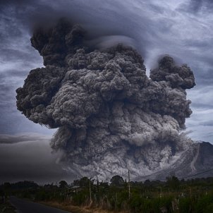Volcà erupció volcán erupción (Pexels)