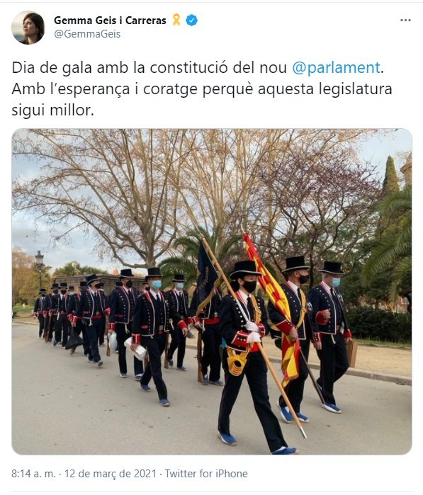 Tweet contitución parlamento mossos gala