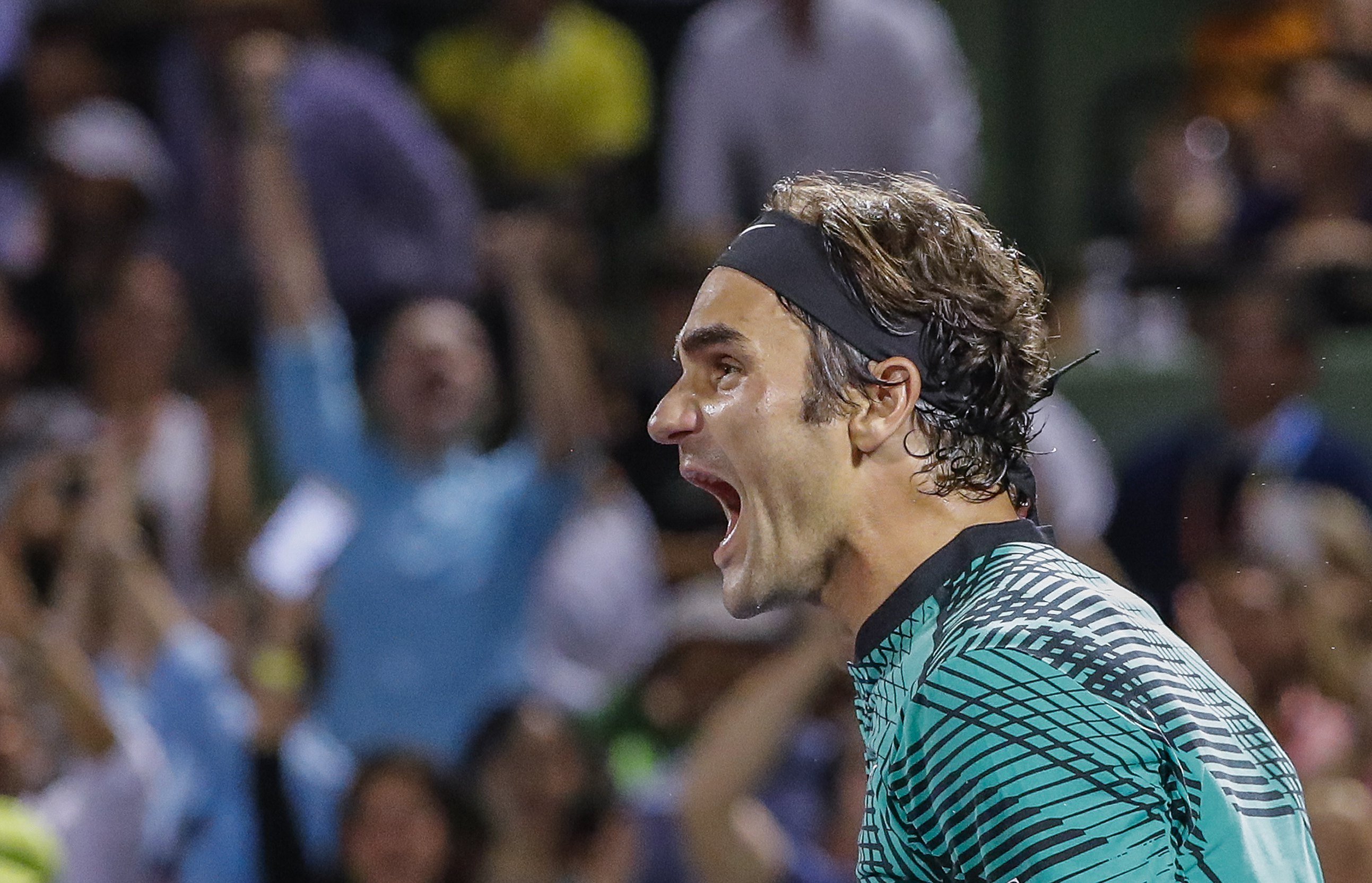 Federer perfecciona su legado contra Nadal