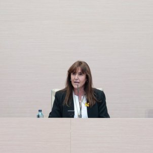 Borràs promet "fer respectar" el Parlament i culminar "l'alliberament nacional"