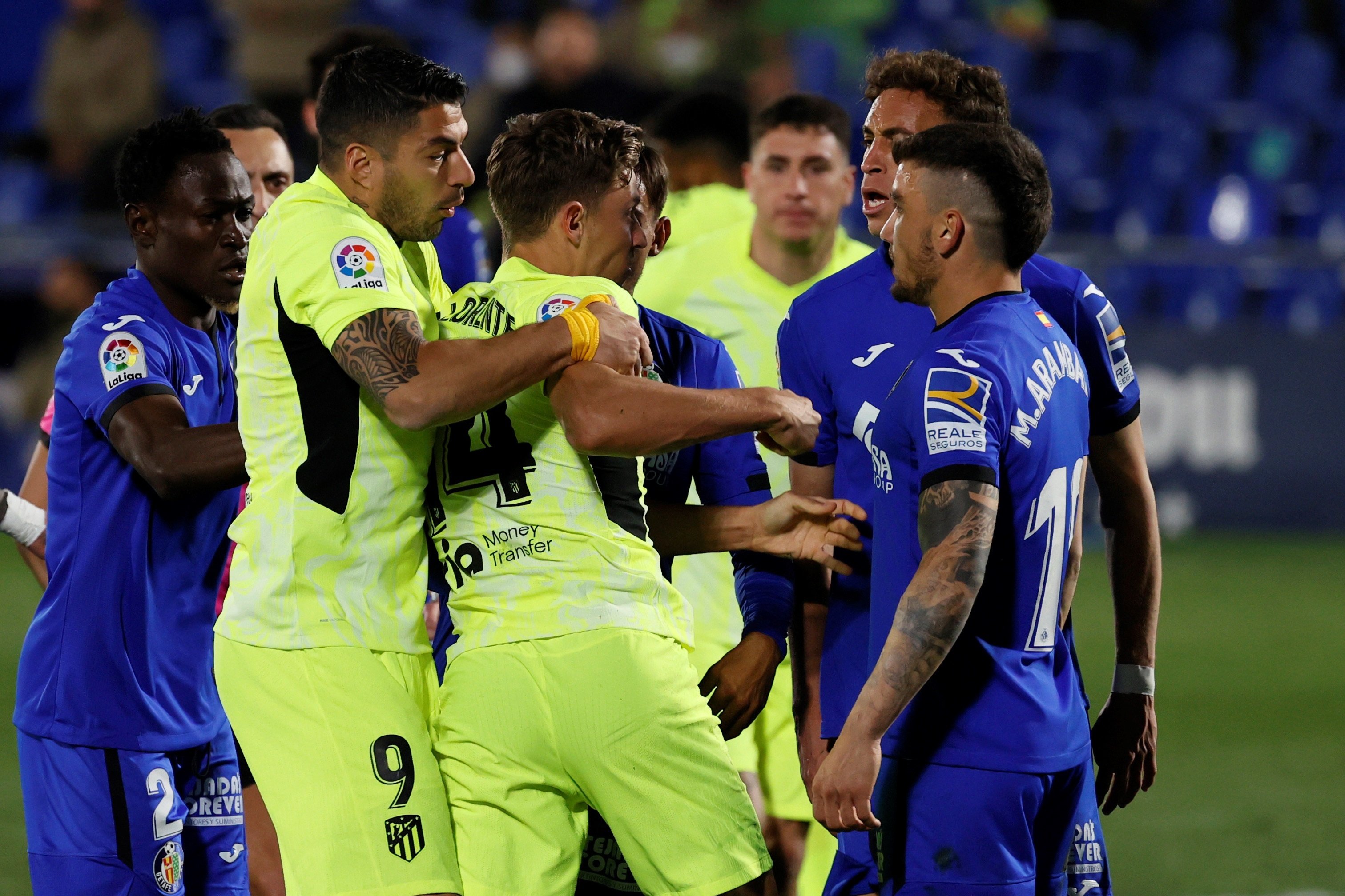 L'Atlètic de Madrid es deixa dos punts a Getafe i el Barça es pot apropar (0-0)