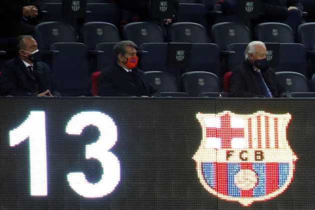 laporta barcelona huesca liga efe laporta barcelona huesca liga efe