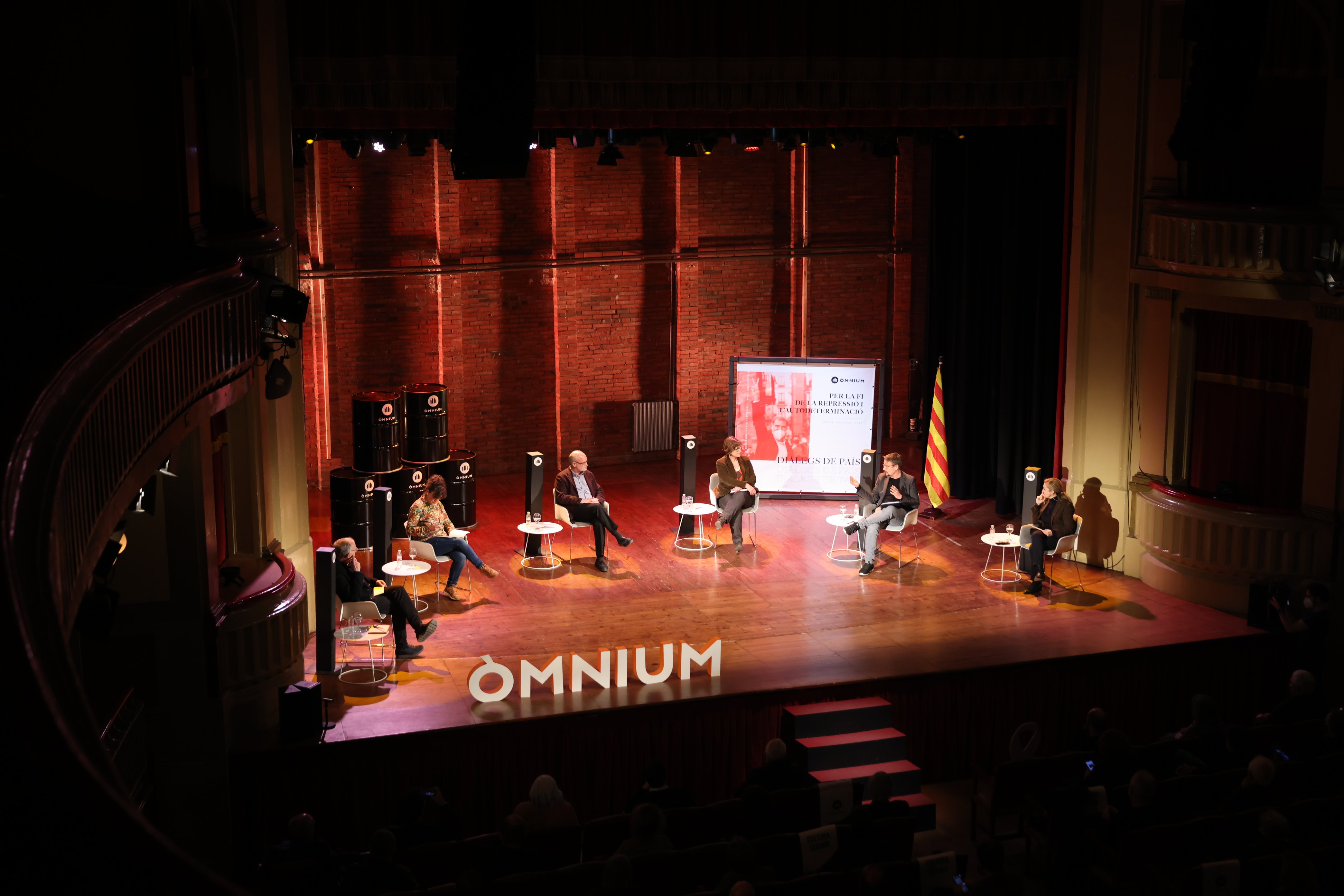Acto de Omnium sobre autodeterminación 2 / Sergi Alcàzar