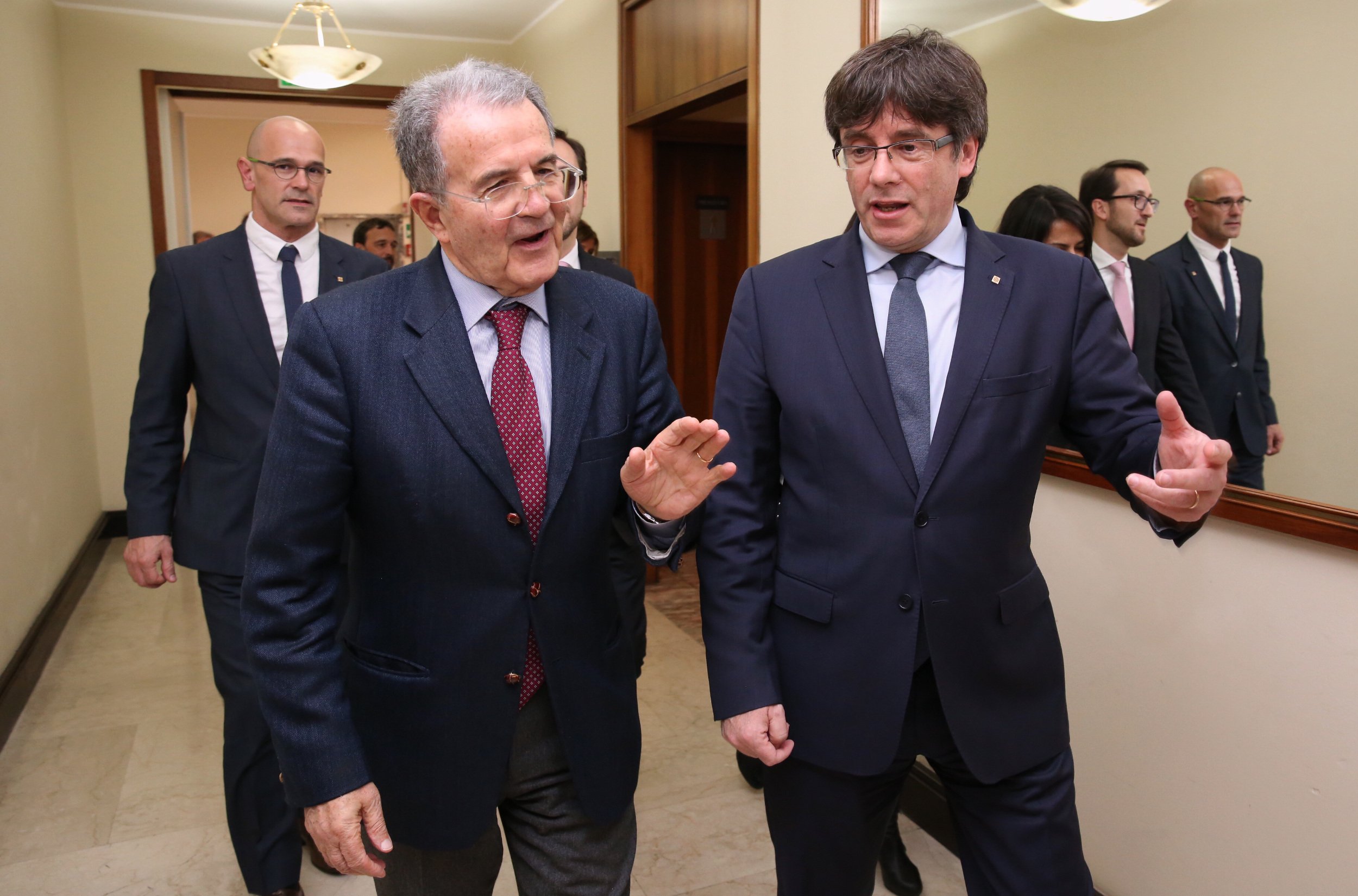 Puigdemont avisa de que la reunión con Prodi demuestra el interés internacional por el procés
