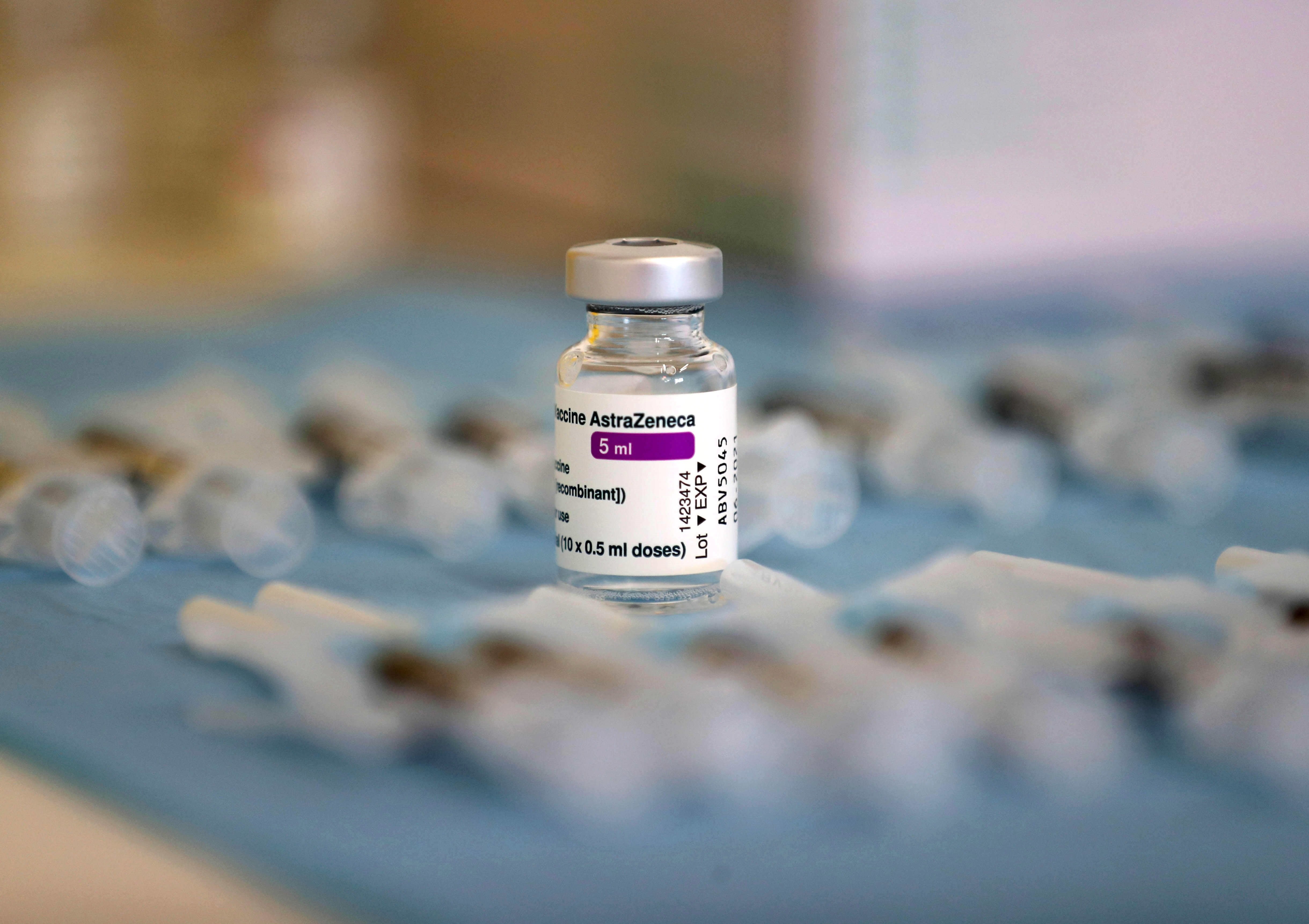Una profesora de Marbella muere después de vacunarse con AstraZeneca