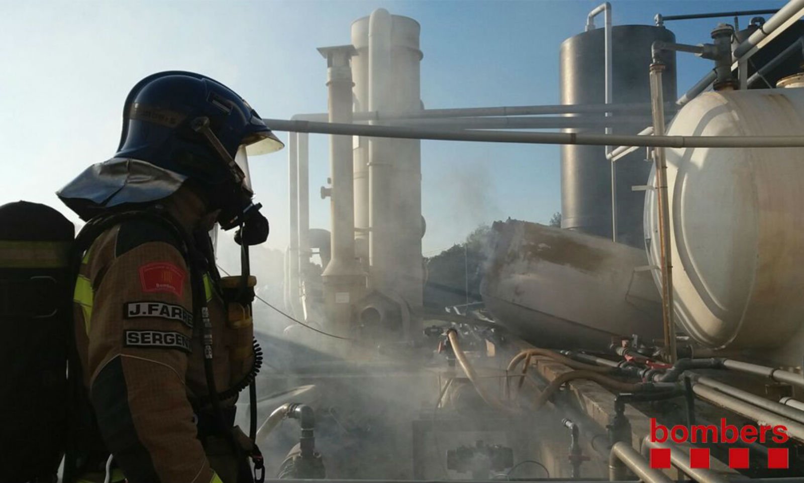 Los bomberos sellan un escape químico en Sentmenat