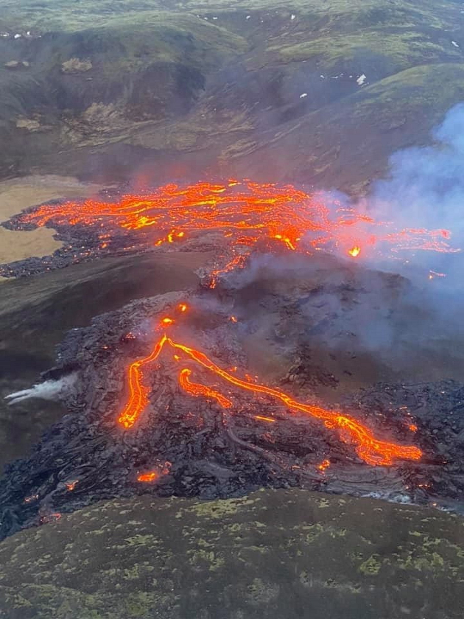 Erupción volcan islandia efe