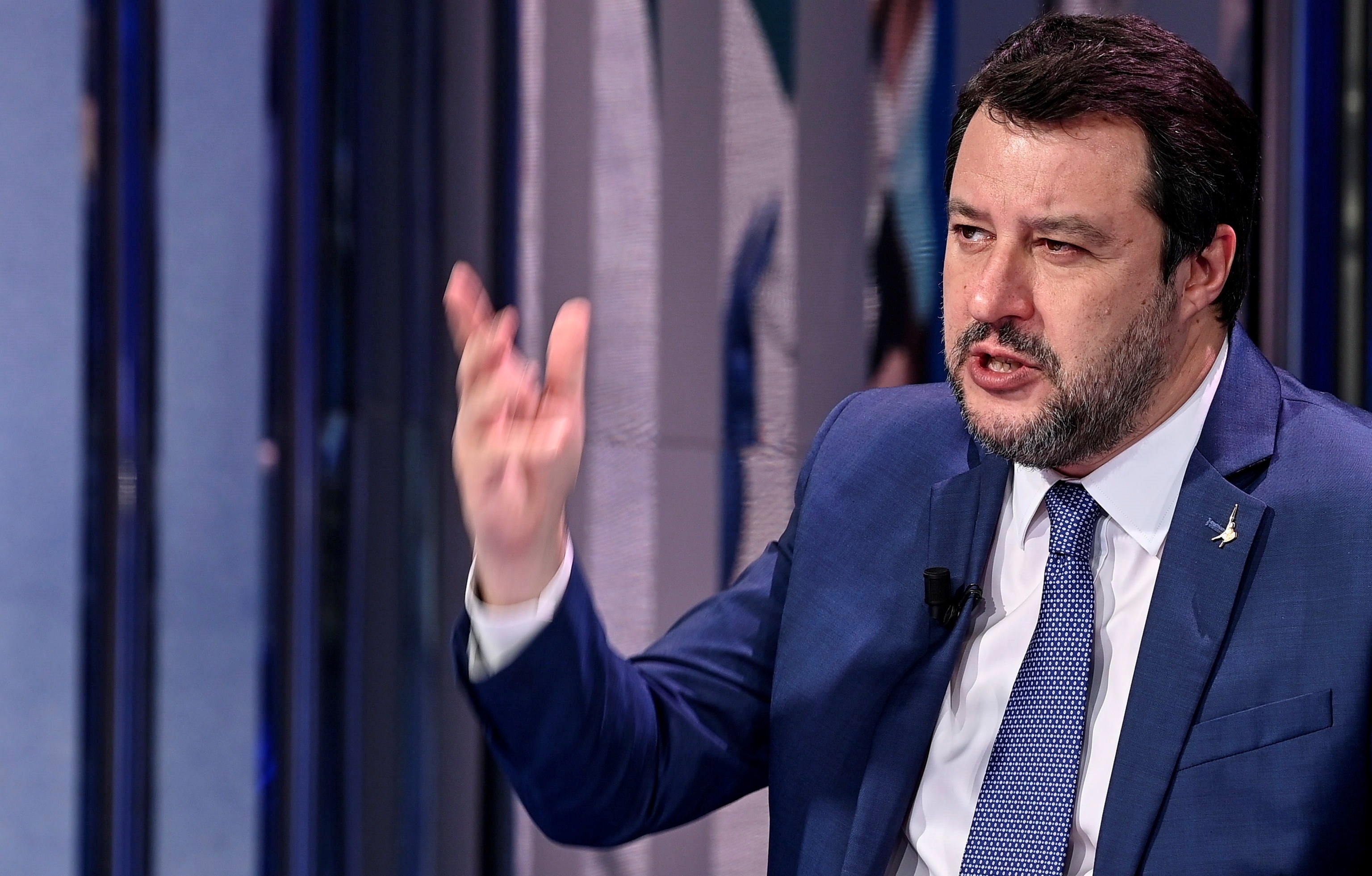 Salvini quiere imitar en España y desplegar al Ejército contra los migrantes