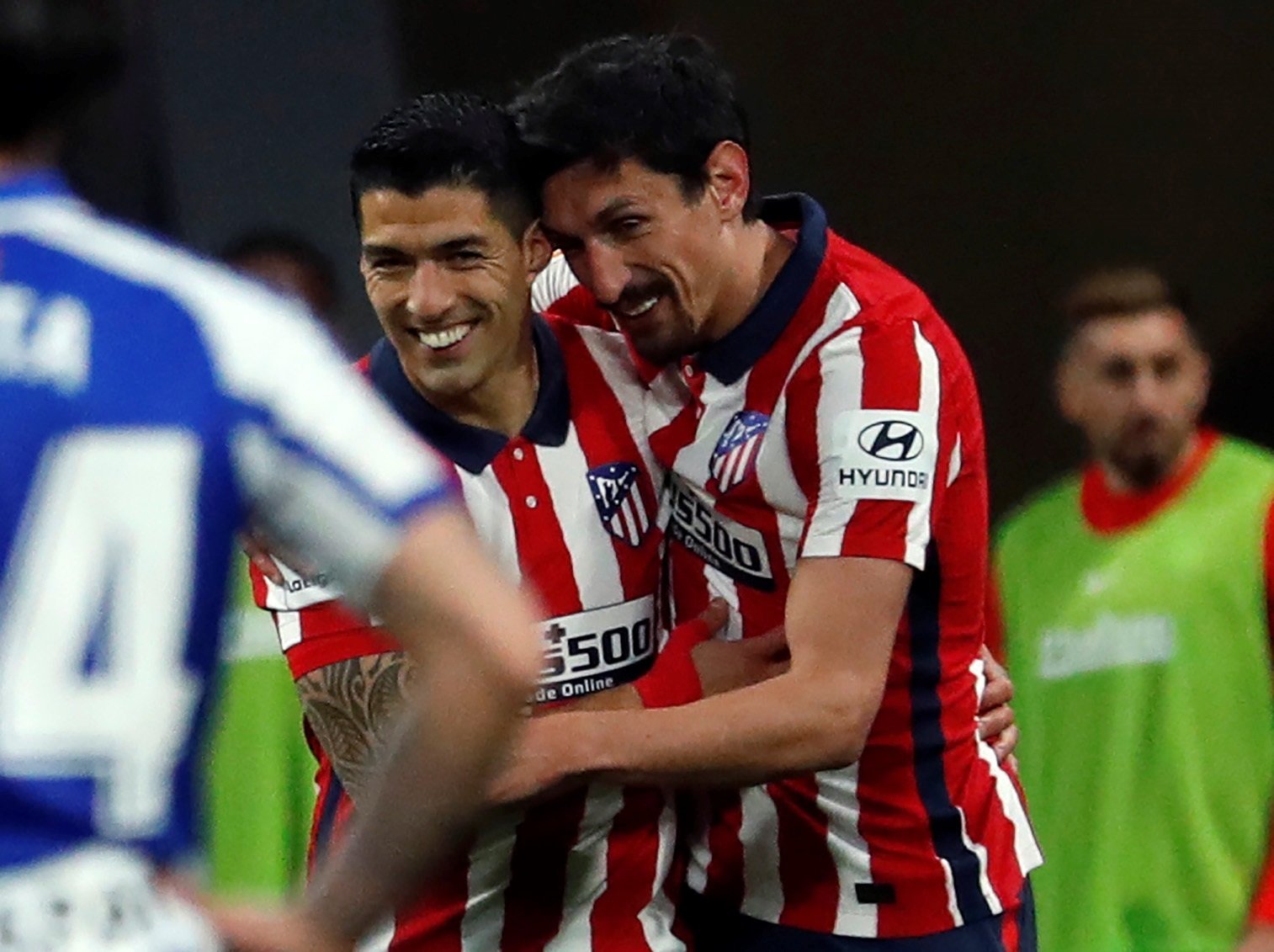 Luis Suárez y Oblak salvan al Atlético de Madrid ante el Alavés (1-0)